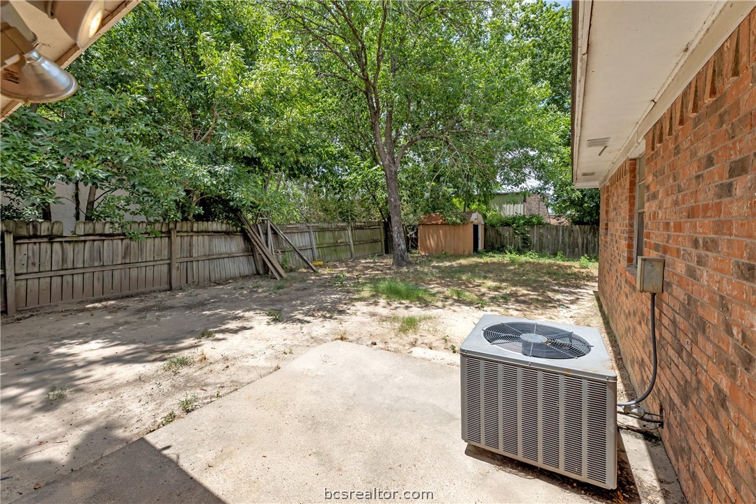 3015 Red Robin Loop, Bryan, TX, 77802 | 26009080 | Realty Texas LLC