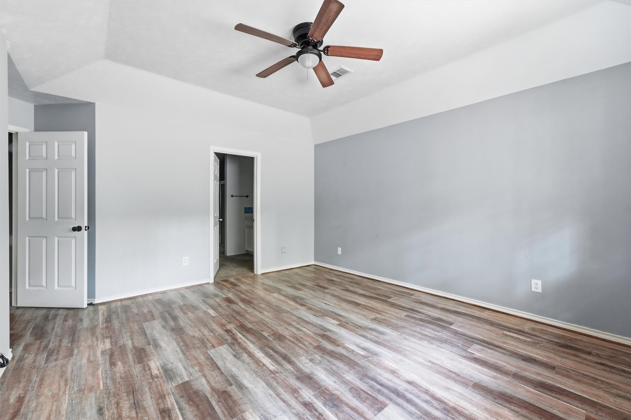 6 Lost Forest, Trinity, TX, 75862 | 62977324 | Realty Texas LLC