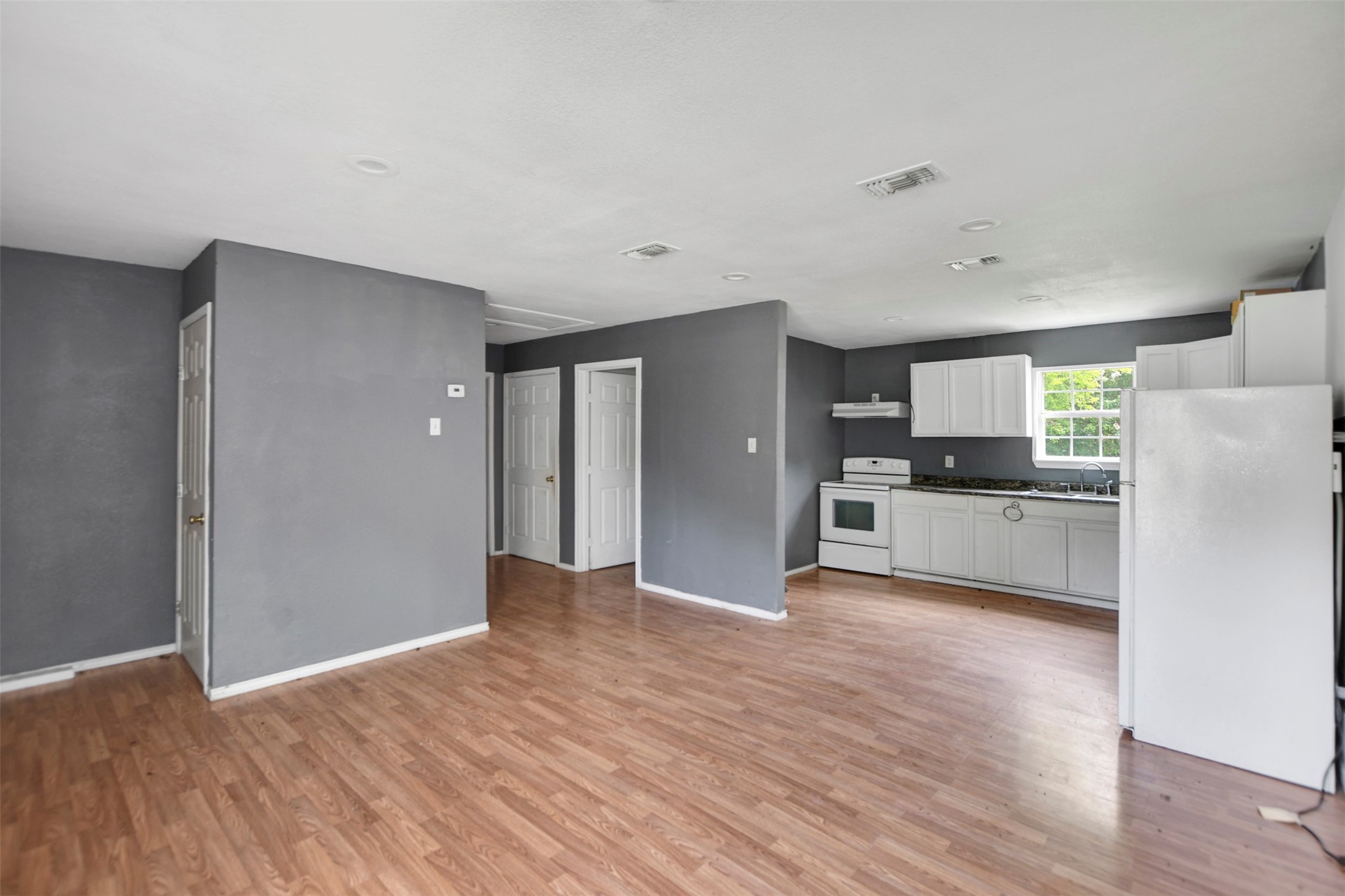 6396 & 6400 Fm 356, Trinity, TX, 75862 | 5299060 | Realty Texas LLC