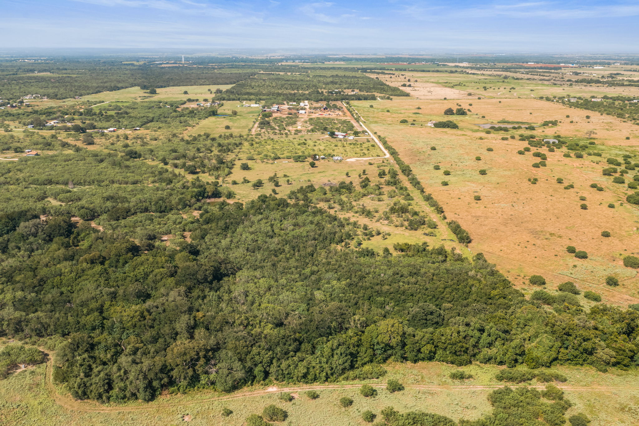 625 Callihan RD, Luling, TX, 78648 | 4833101 | Realty Texas LLC