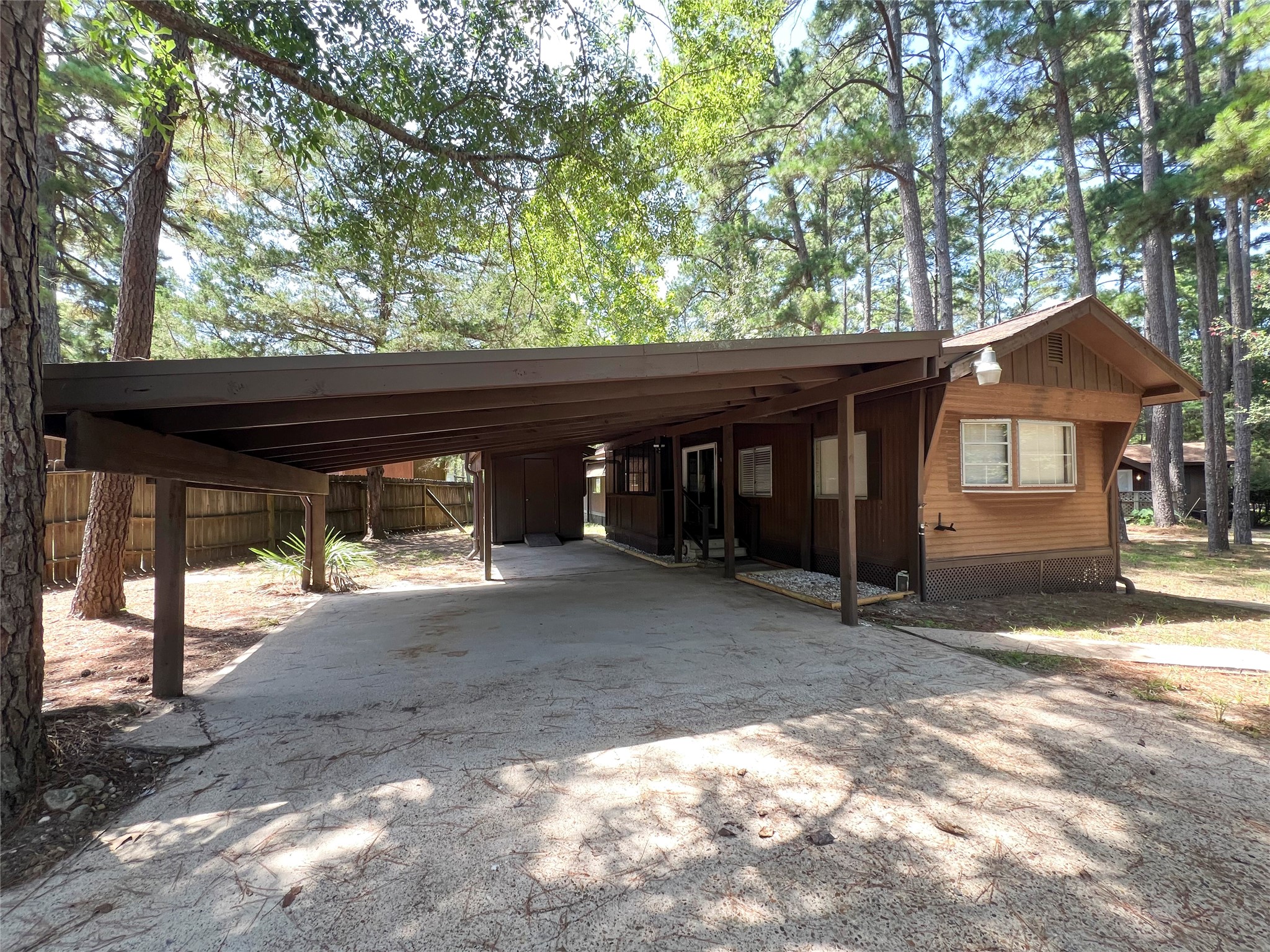 39 E Whippoorwill Lane, Trinity, TX, 75862 | 11248304 | Realty Texas LLC