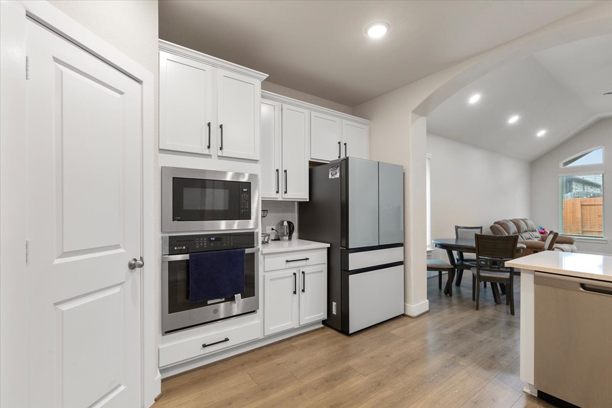 450 Durian LOOP, Buda, TX, 78610 | 6529732 | Realty Texas LLC