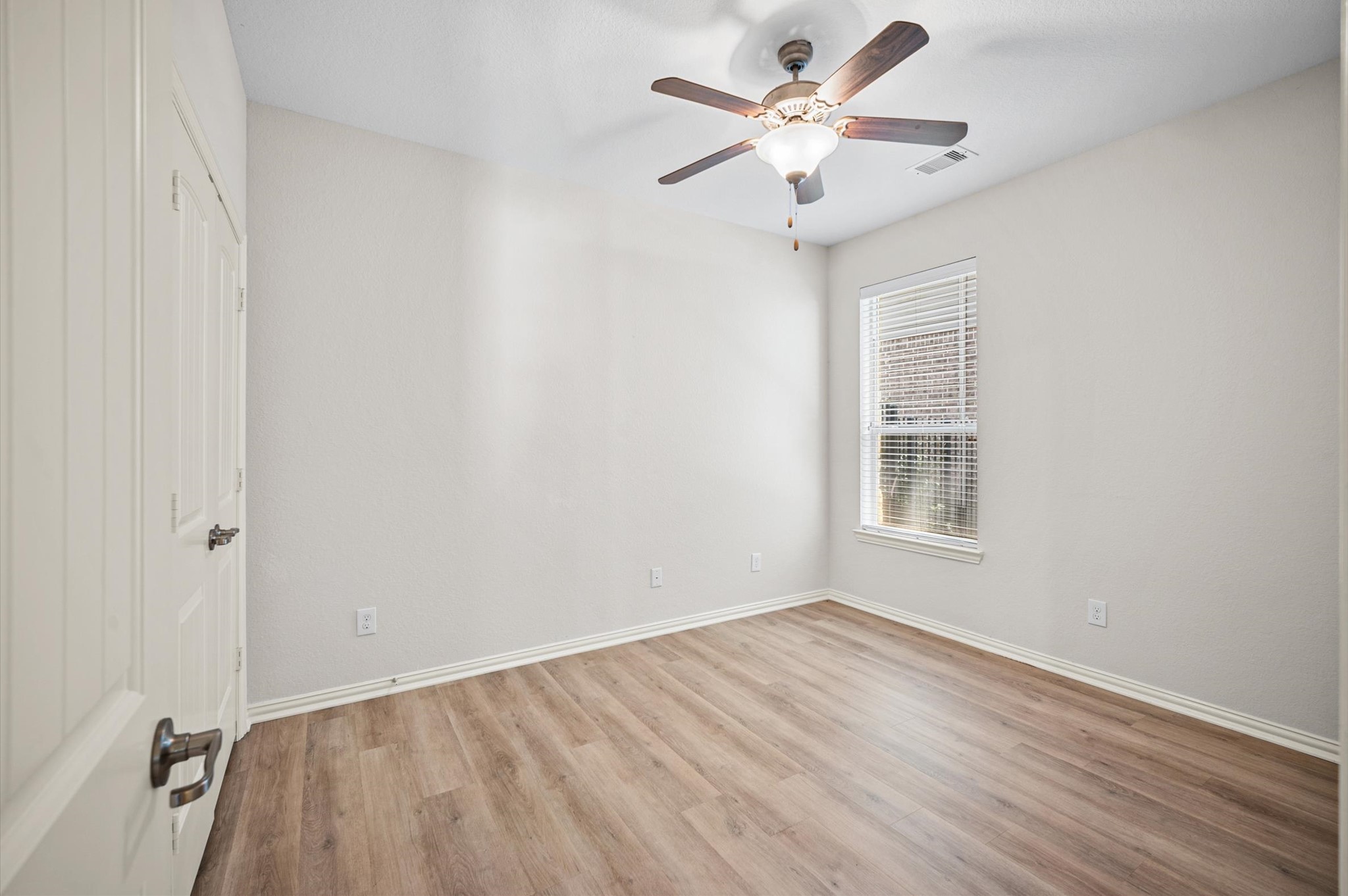 7 E Deer River Circle, Spring, TX, 77389 | 54229246 | Realty Texas LLC