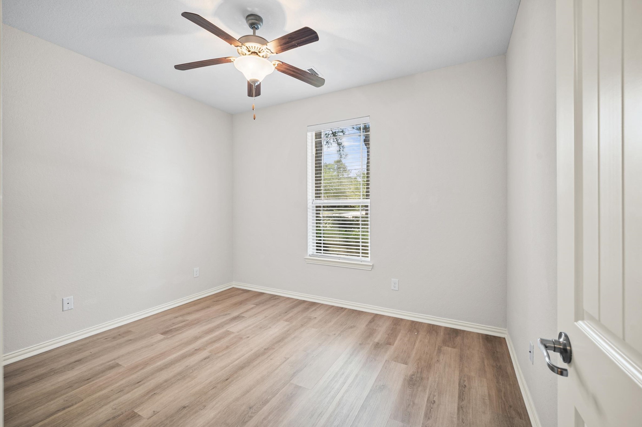 7 E Deer River Circle, Spring, TX, 77389 | 54229246 | Realty Texas LLC