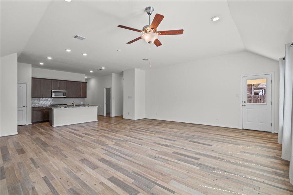 277 Spinnaker LOOP, Kyle, TX, 78640 | 2882006 | Realty Texas LLC
