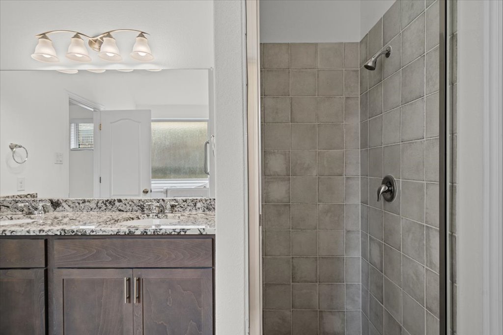 277 Spinnaker LOOP, Kyle, TX, 78640 | 2882006 | Realty Texas LLC