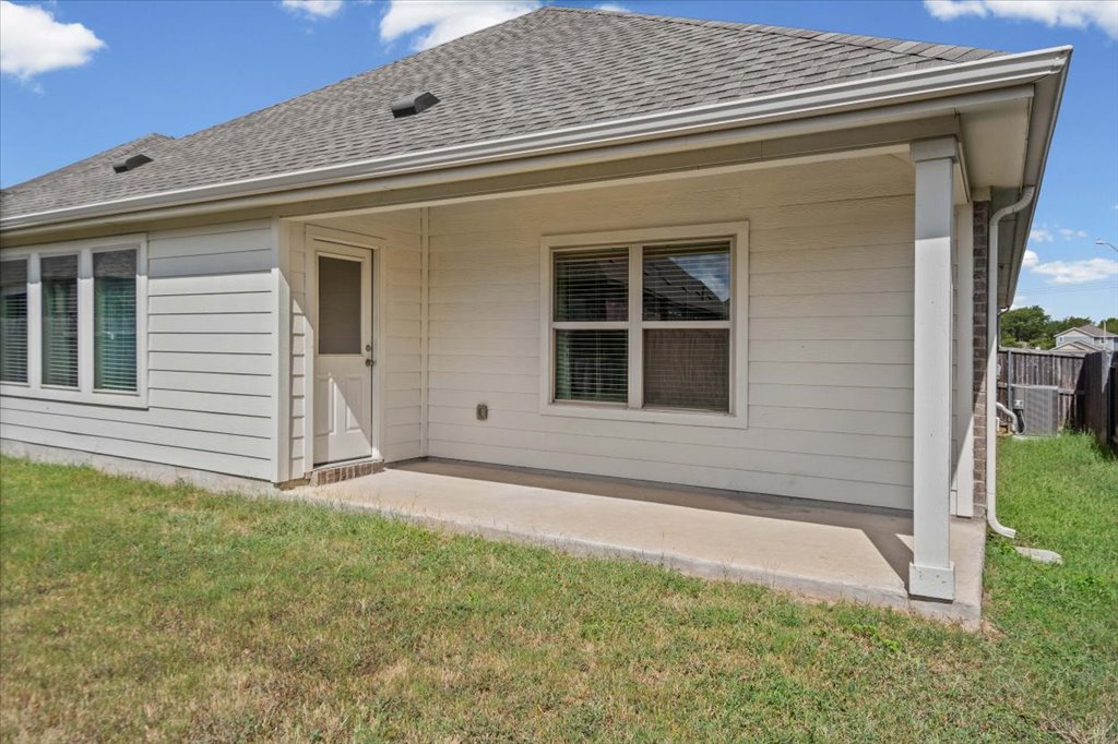 277 Spinnaker LOOP, Kyle, TX, 78640 | 2882006 | Realty Texas LLC