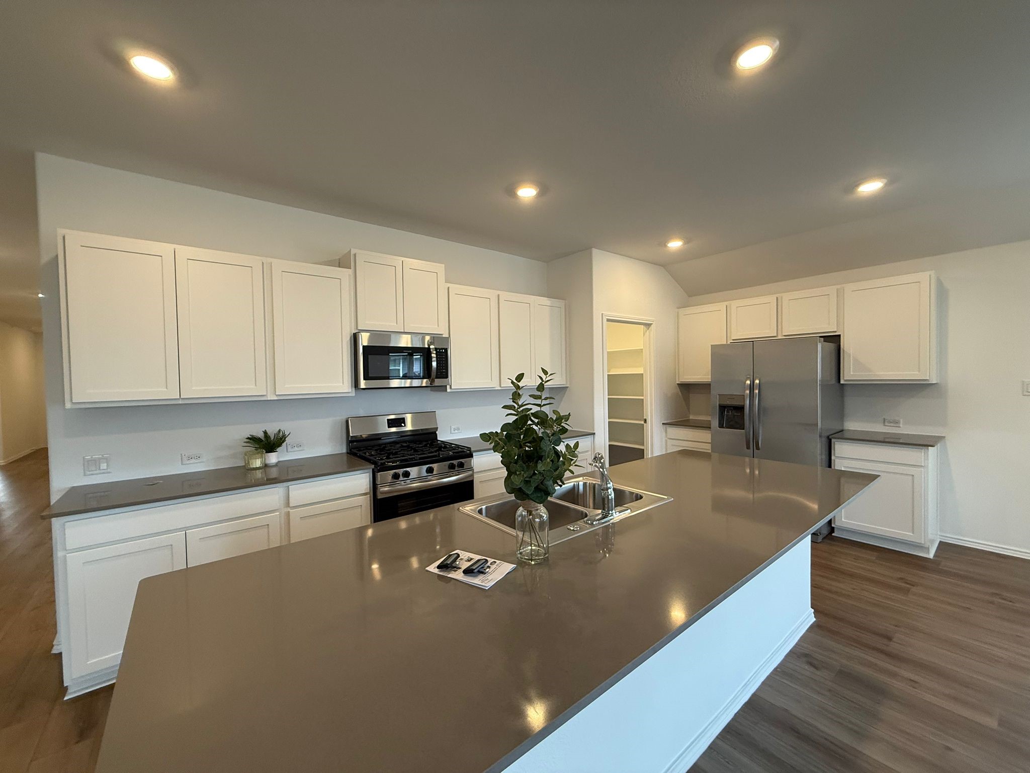 290 Gresham, Kyle, TX, 78640 | 1478291 | Realty Texas LLC