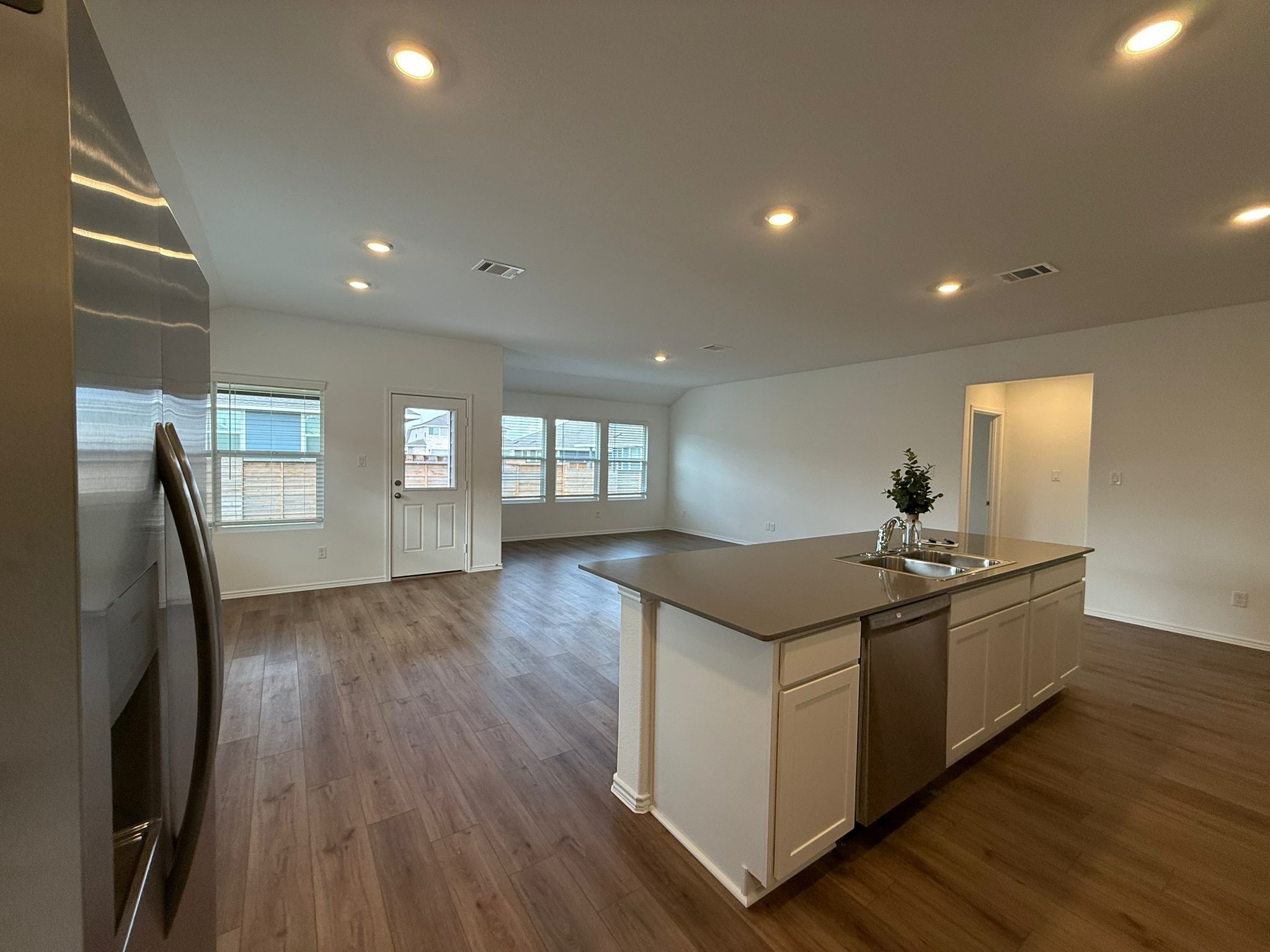 290 Gresham, Kyle, TX, 78640 | 1478291 | Realty Texas LLC