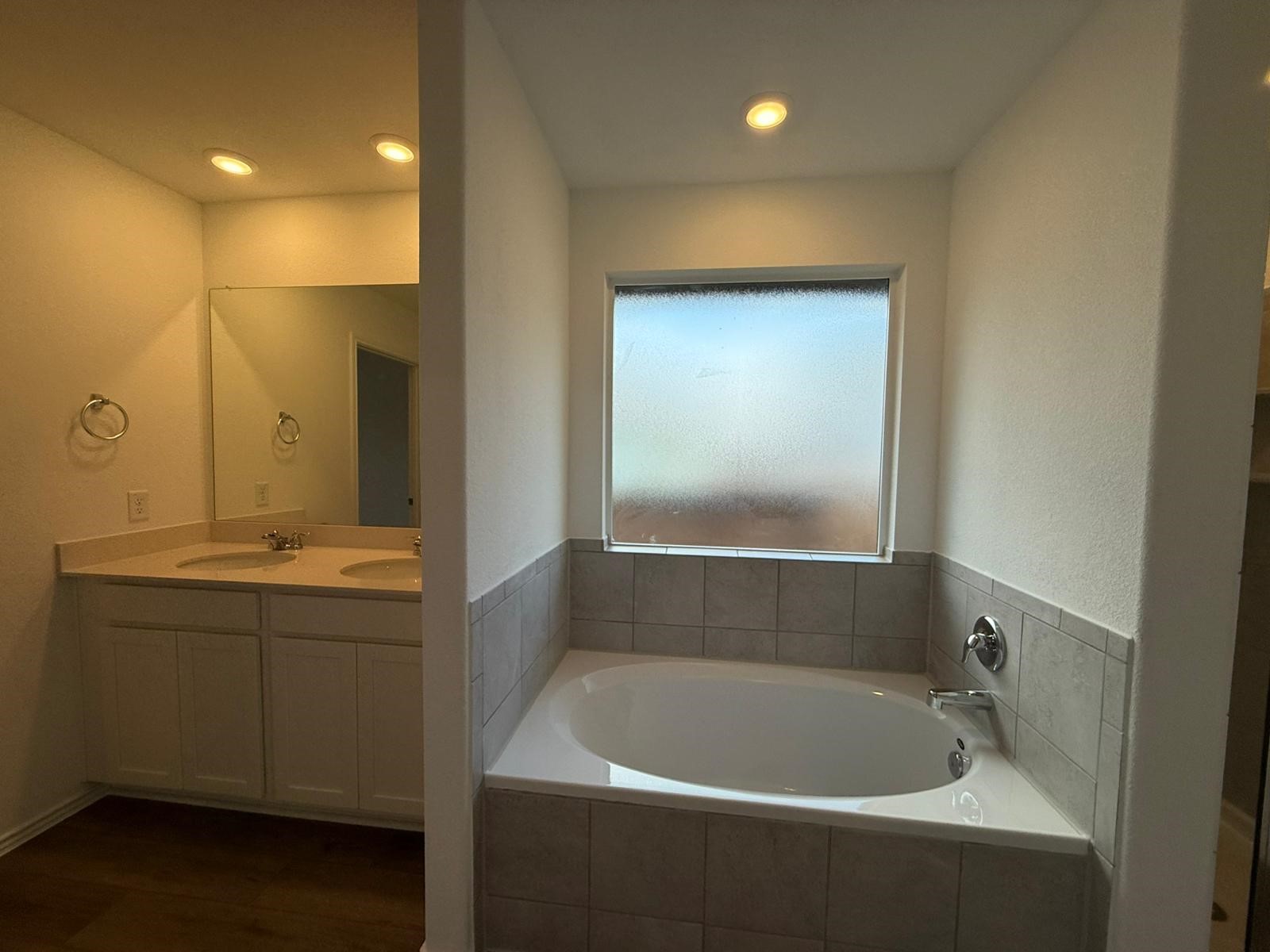 290 Gresham, Kyle, TX, 78640 | 1478291 | Realty Texas LLC