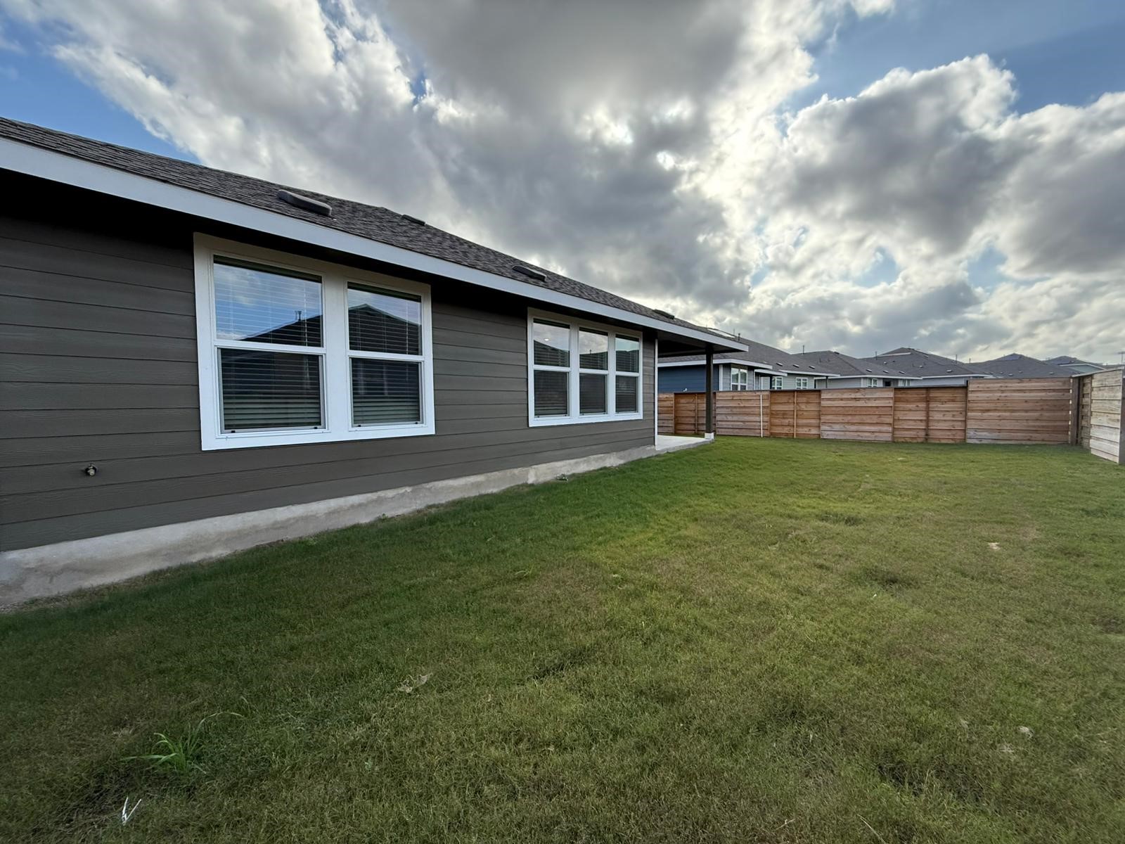 290 Gresham, Kyle, TX, 78640 | 1478291 | Realty Texas LLC