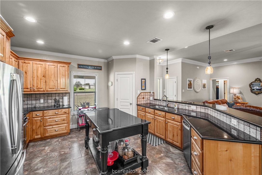 8748 Tejas Ranch Loop, Bryan, TX, 77808 | 26010341 | Realty Texas LLC