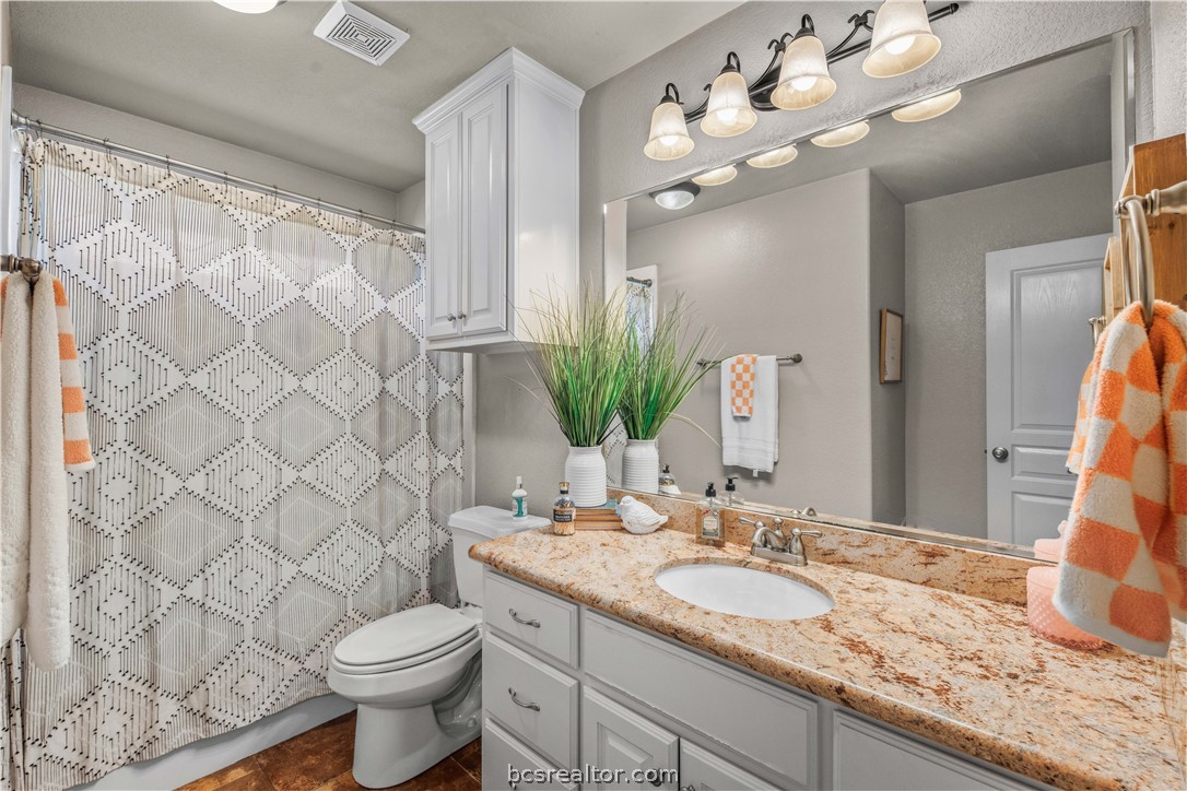 8748 Tejas Ranch Loop, Bryan, TX, 77808 | 26010341 | Realty Texas LLC