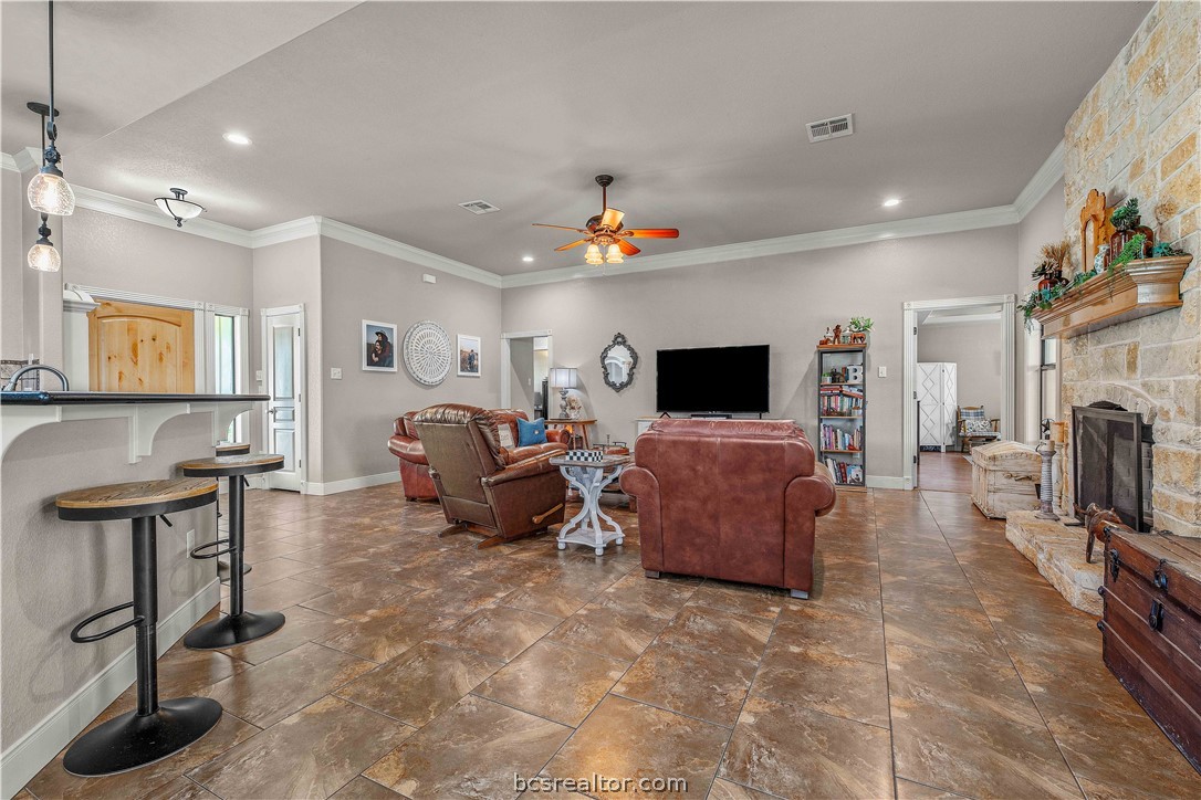 8748 Tejas Ranch Loop, Bryan, TX, 77808 | 26010341 | Realty Texas LLC