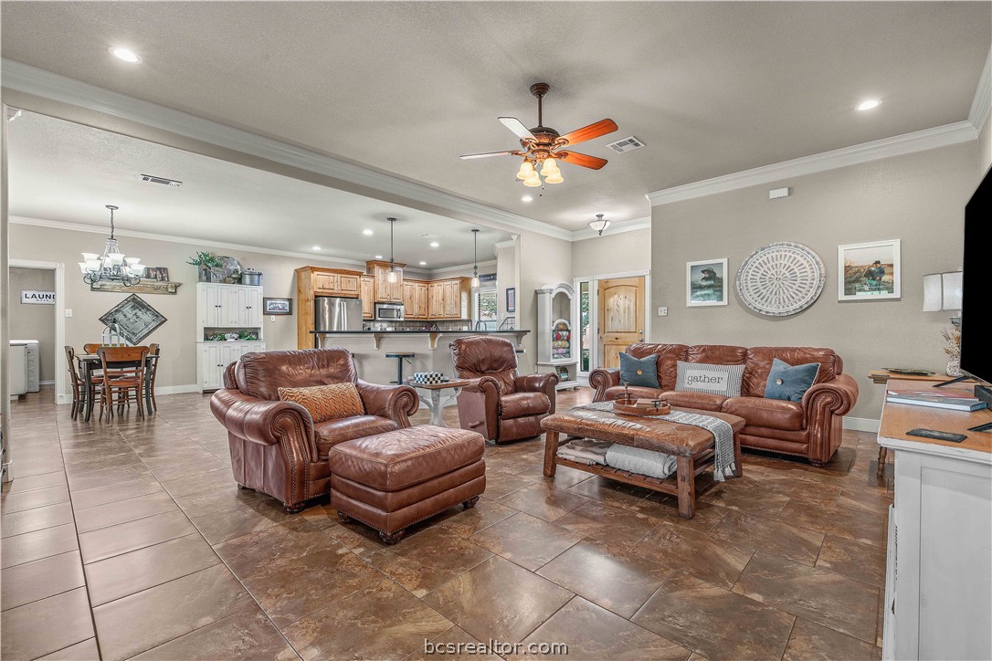 8748 Tejas Ranch Loop, Bryan, TX, 77808 | 26010341 | Realty Texas LLC