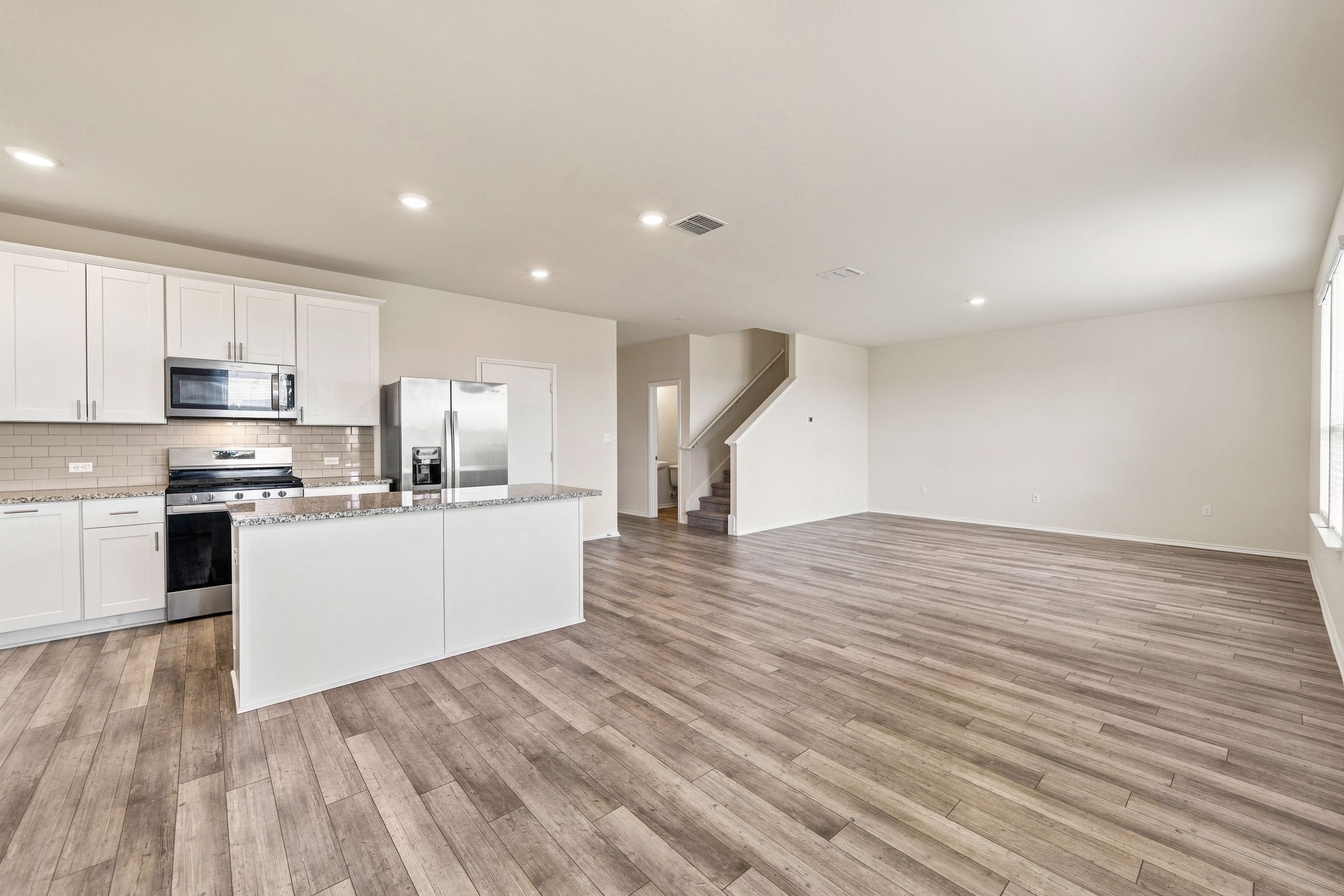 499 Tree Nut LOOP, Buda, TX, 78610 | 3862592 | Realty Texas LLC