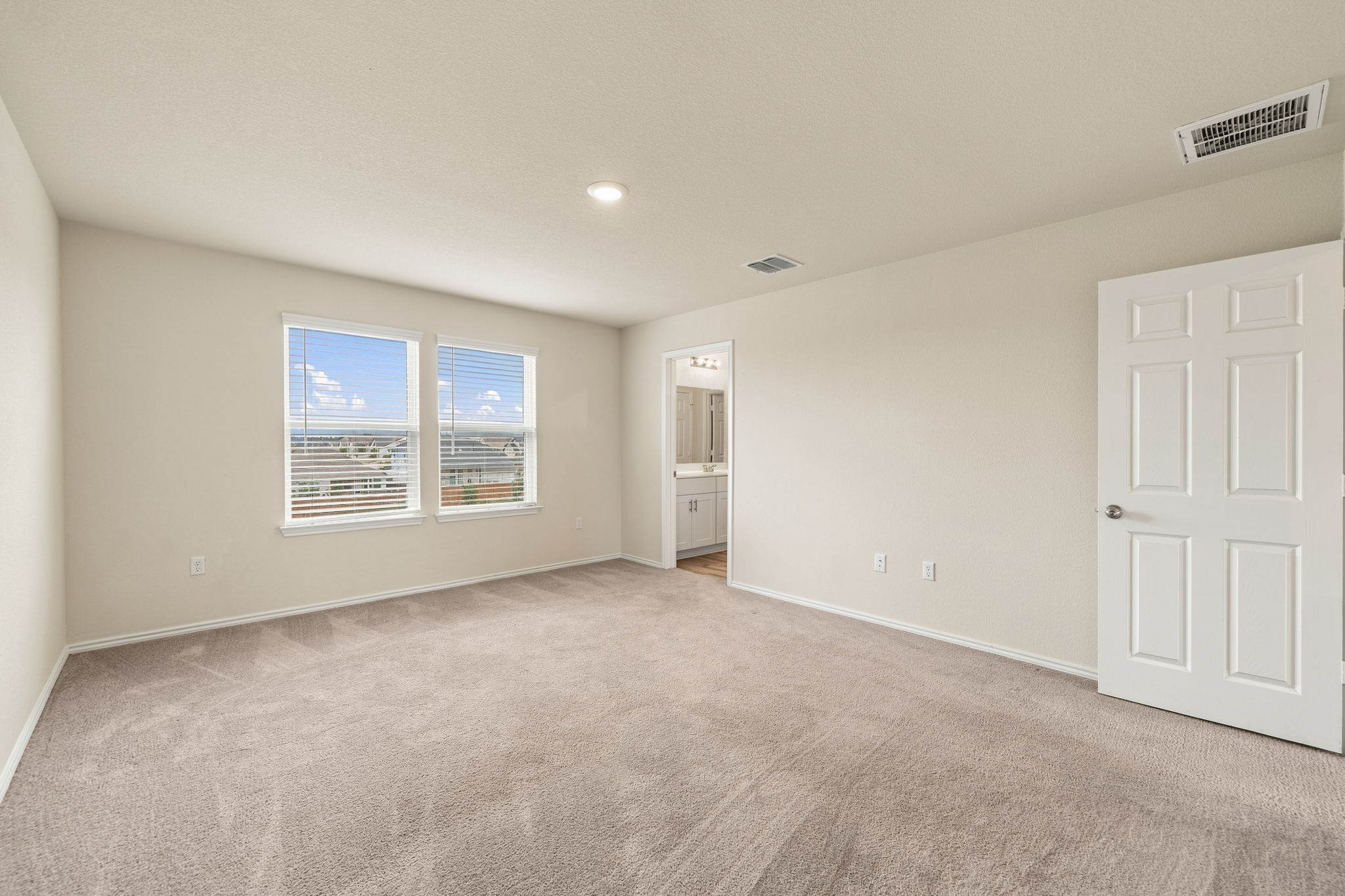 499 Tree Nut LOOP, Buda, TX, 78610 | 3862592 | Realty Texas LLC