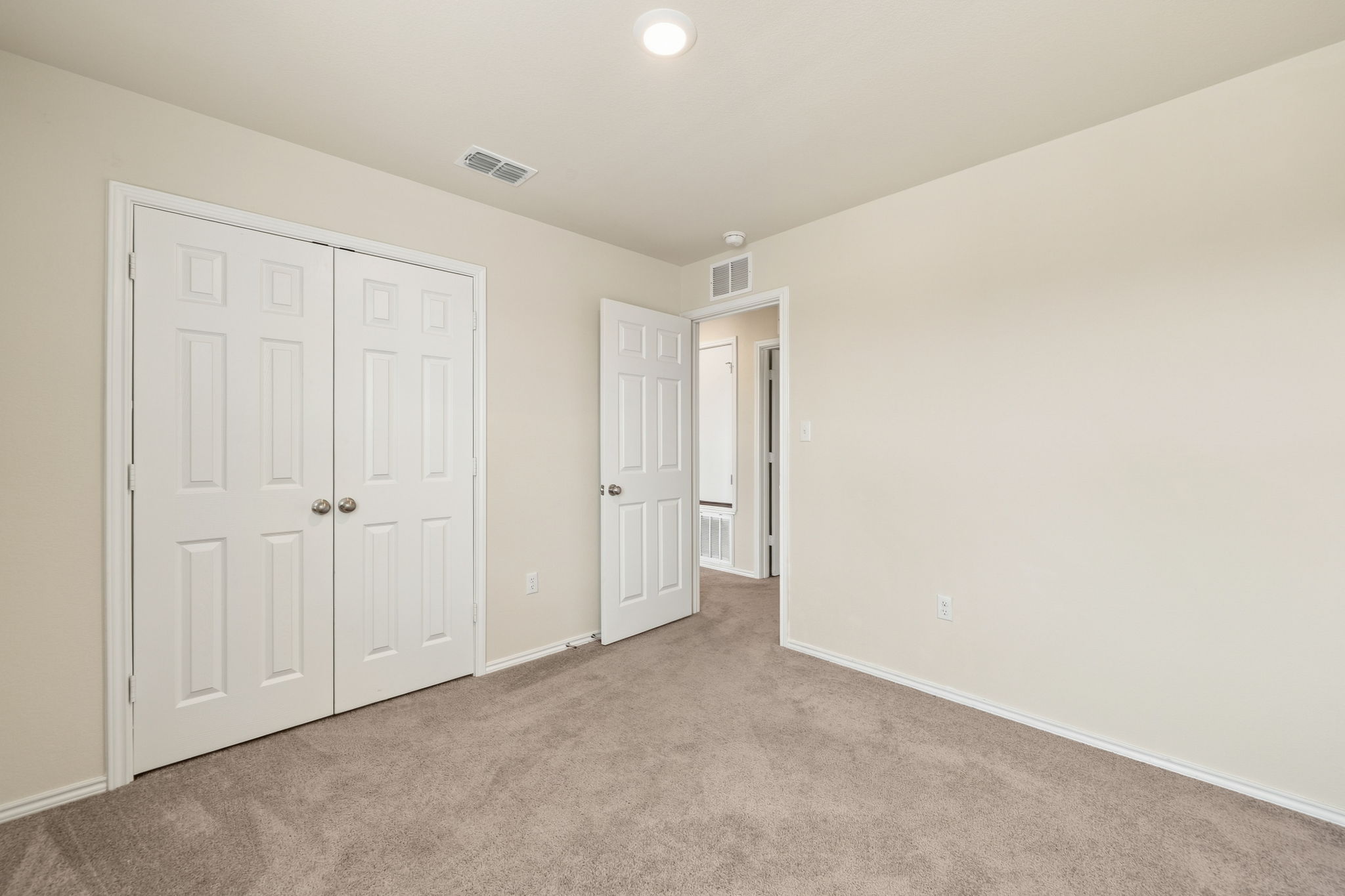 499 Tree Nut LOOP, Buda, TX, 78610 | 3862592 | Realty Texas LLC