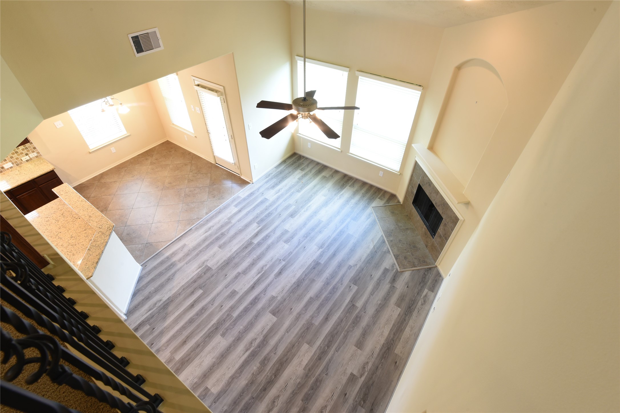 118 E Lasting Spring Circle, Spring, TX, 77389 | 53915872 | Realty Texas LLC