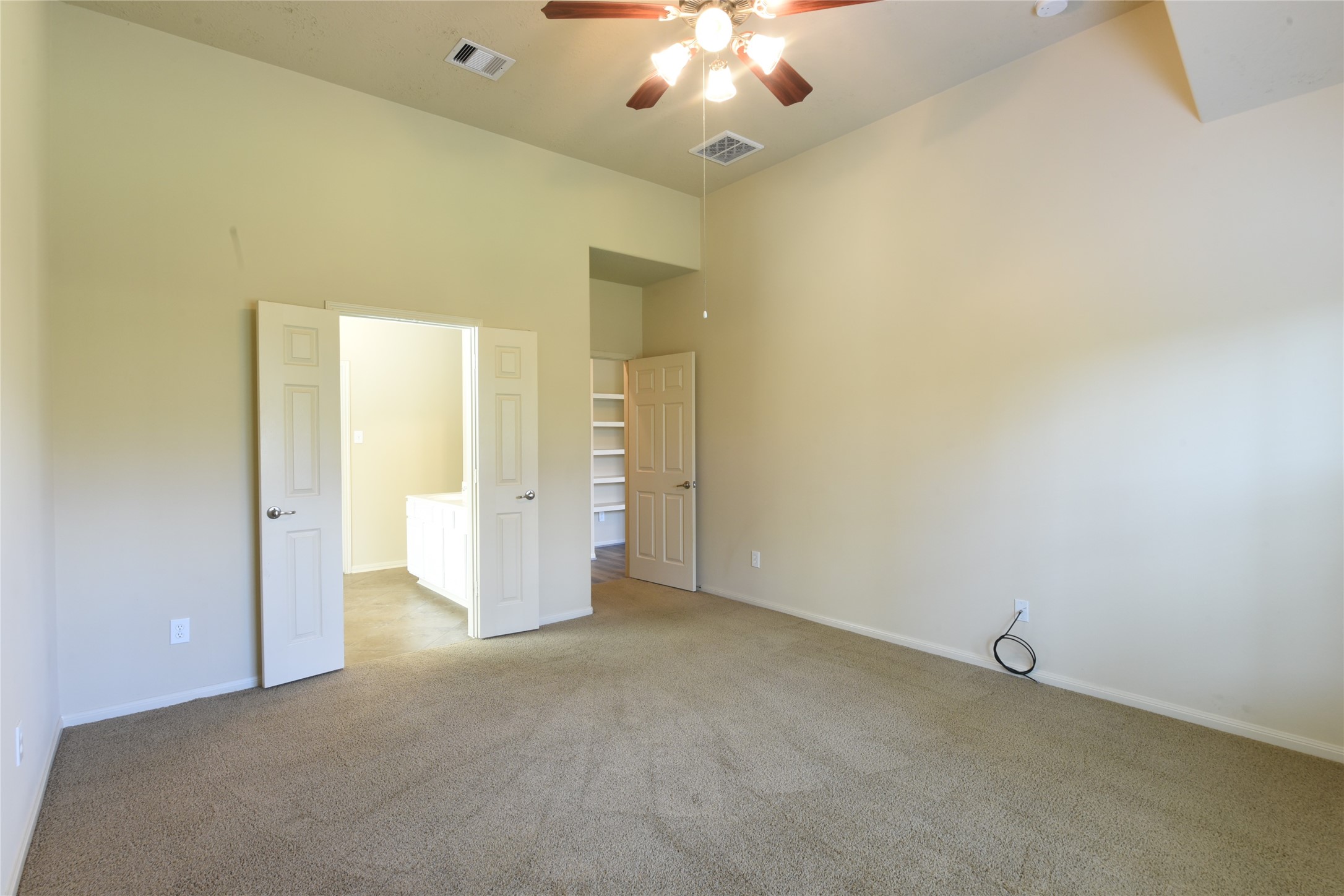 118 E Lasting Spring Circle, Spring, TX, 77389 | 53915872 | Realty Texas LLC