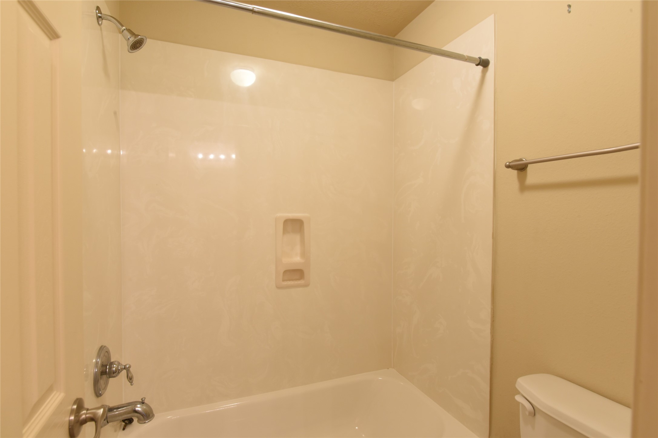 118 E Lasting Spring Circle, Spring, TX, 77389 | 53915872 | Realty Texas LLC