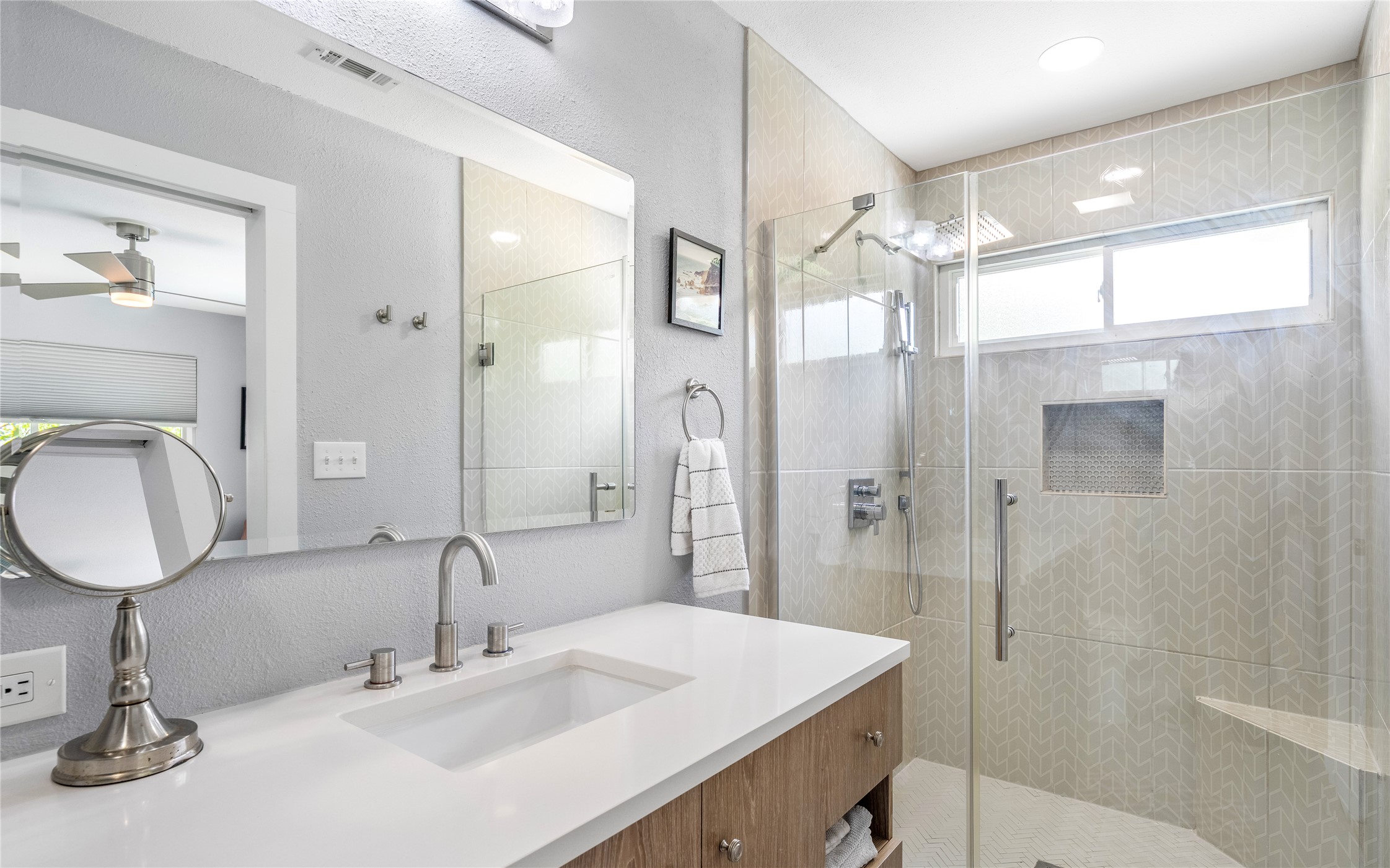 508 Gate Tree LN, Austin, TX, 78745 | 5637883 | Realty Texas LLC