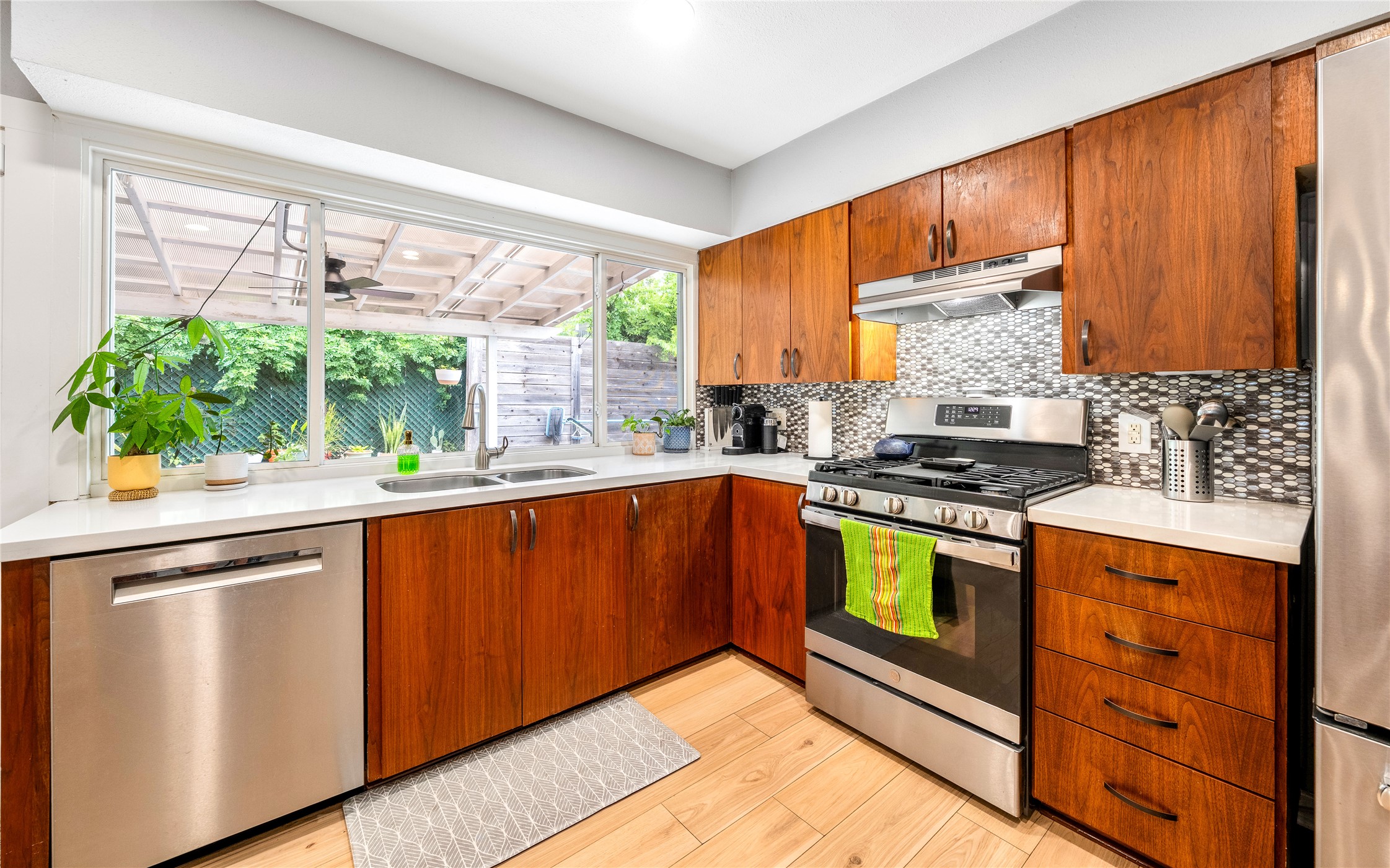508 Gate Tree LN, Austin, TX, 78745 | 5637883 | Realty Texas LLC