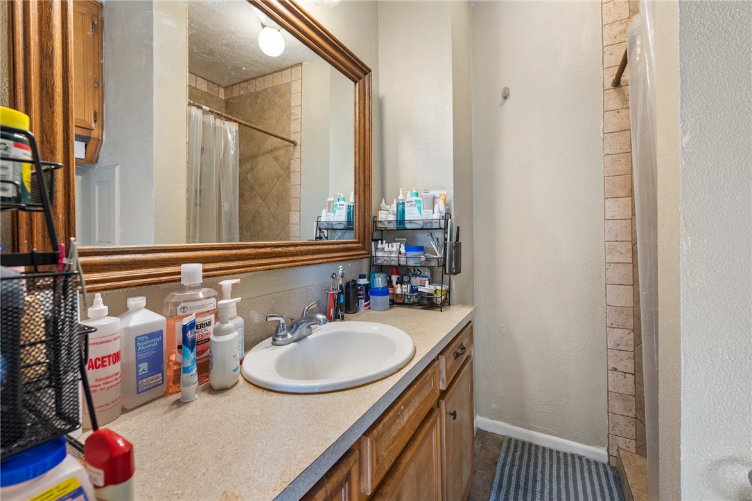 3239 Red Robin Loop, Bryan, TX, 77802 | 26010608 | Realty Texas LLC