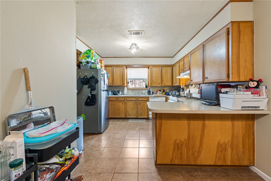 3239 Red Robin Loop, Bryan, TX, 77802 | 26010608 | Realty Texas LLC