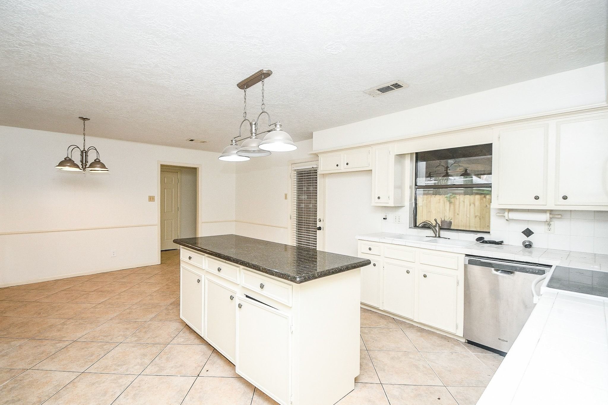 6702 Spring Leaf Drive, Spring, TX, 77379 | 36653158 | Realty Texas LLC