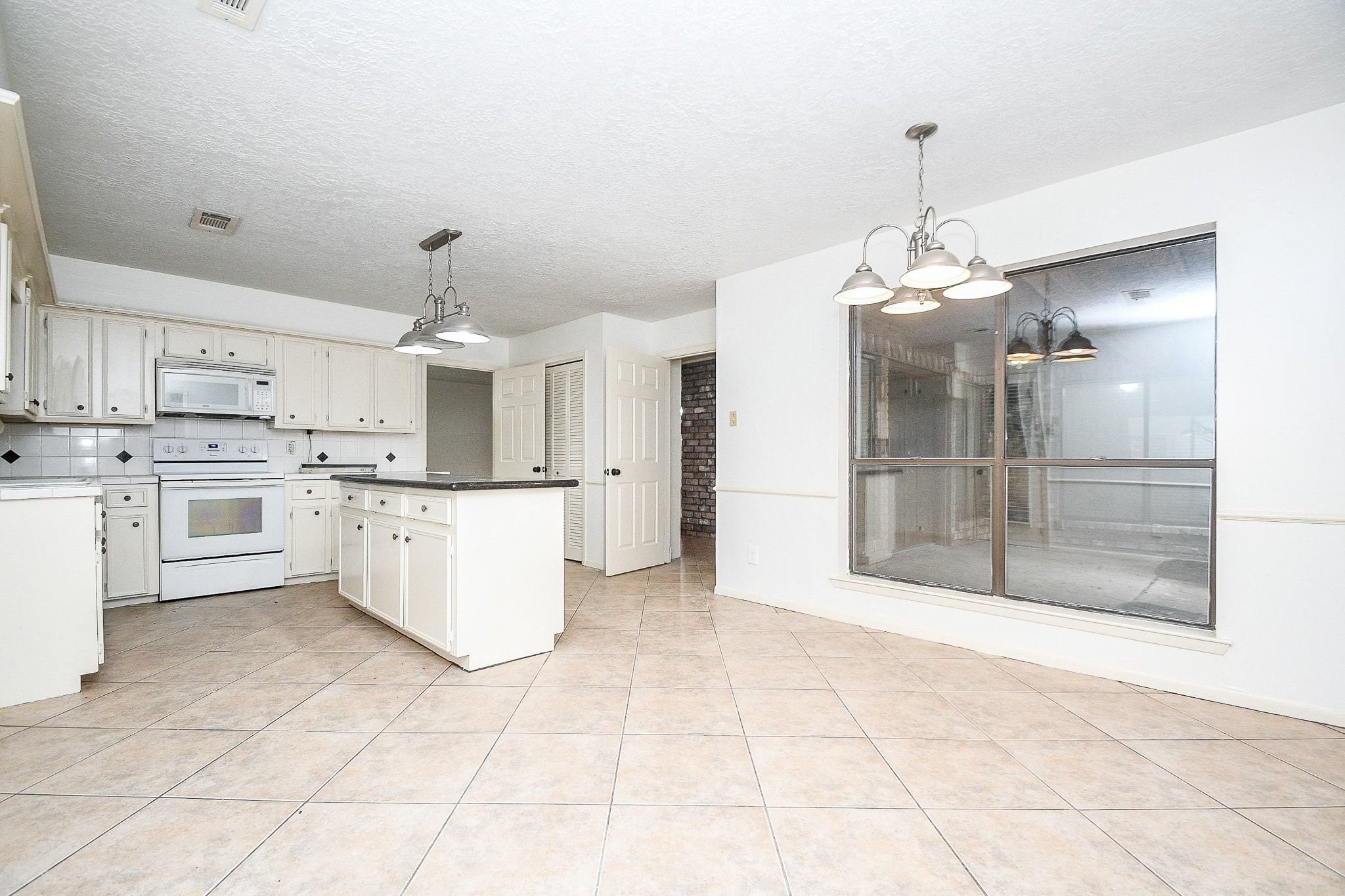 6702 Spring Leaf Drive, Spring, TX, 77379 | 36653158 | Realty Texas LLC