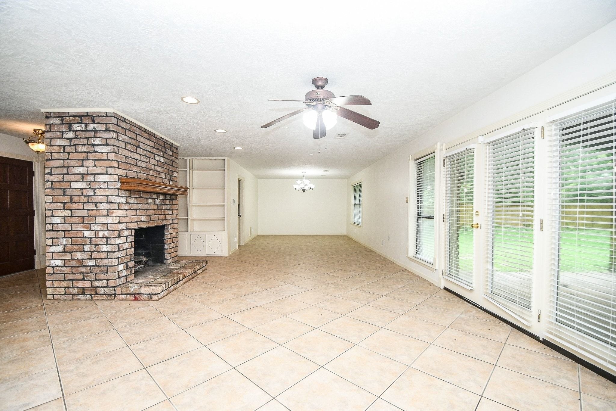 6702 Spring Leaf Drive, Spring, TX, 77379 | 28411307 | Realty Texas LLC