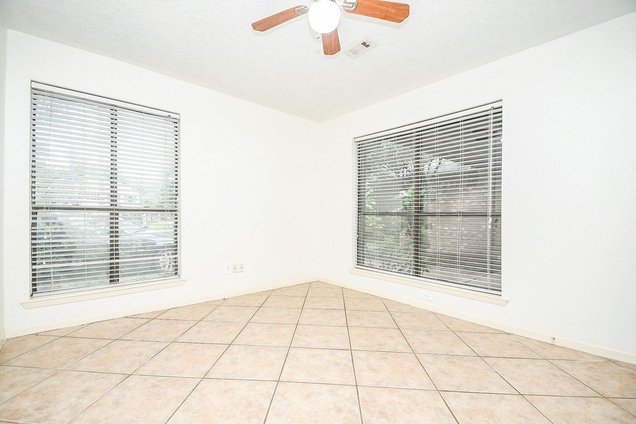 6702 Spring Leaf Drive, Spring, TX, 77379 | 28411307 | Realty Texas LLC
