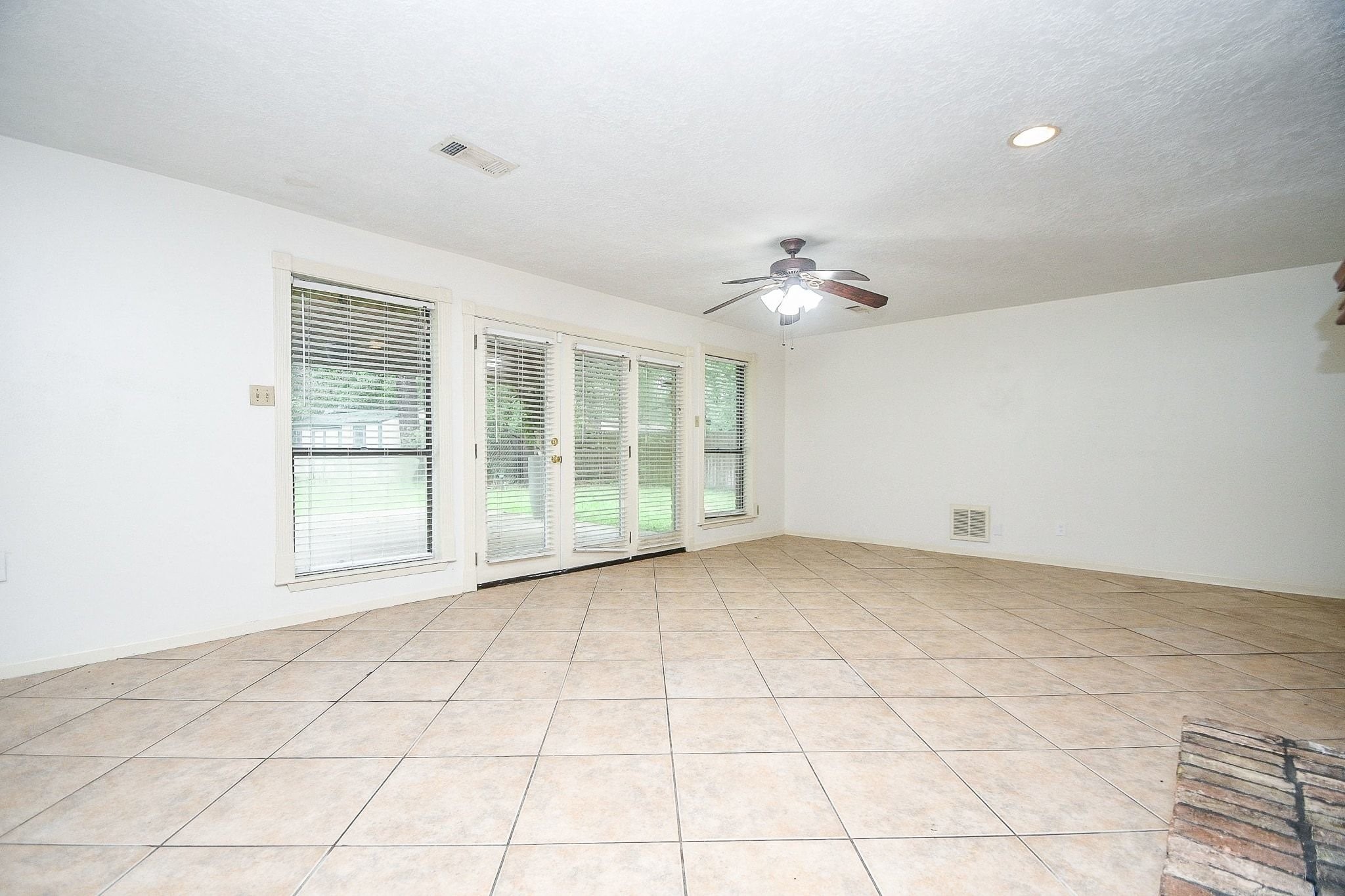6702 Spring Leaf Drive, Spring, TX, 77379 | 28411307 | Realty Texas LLC