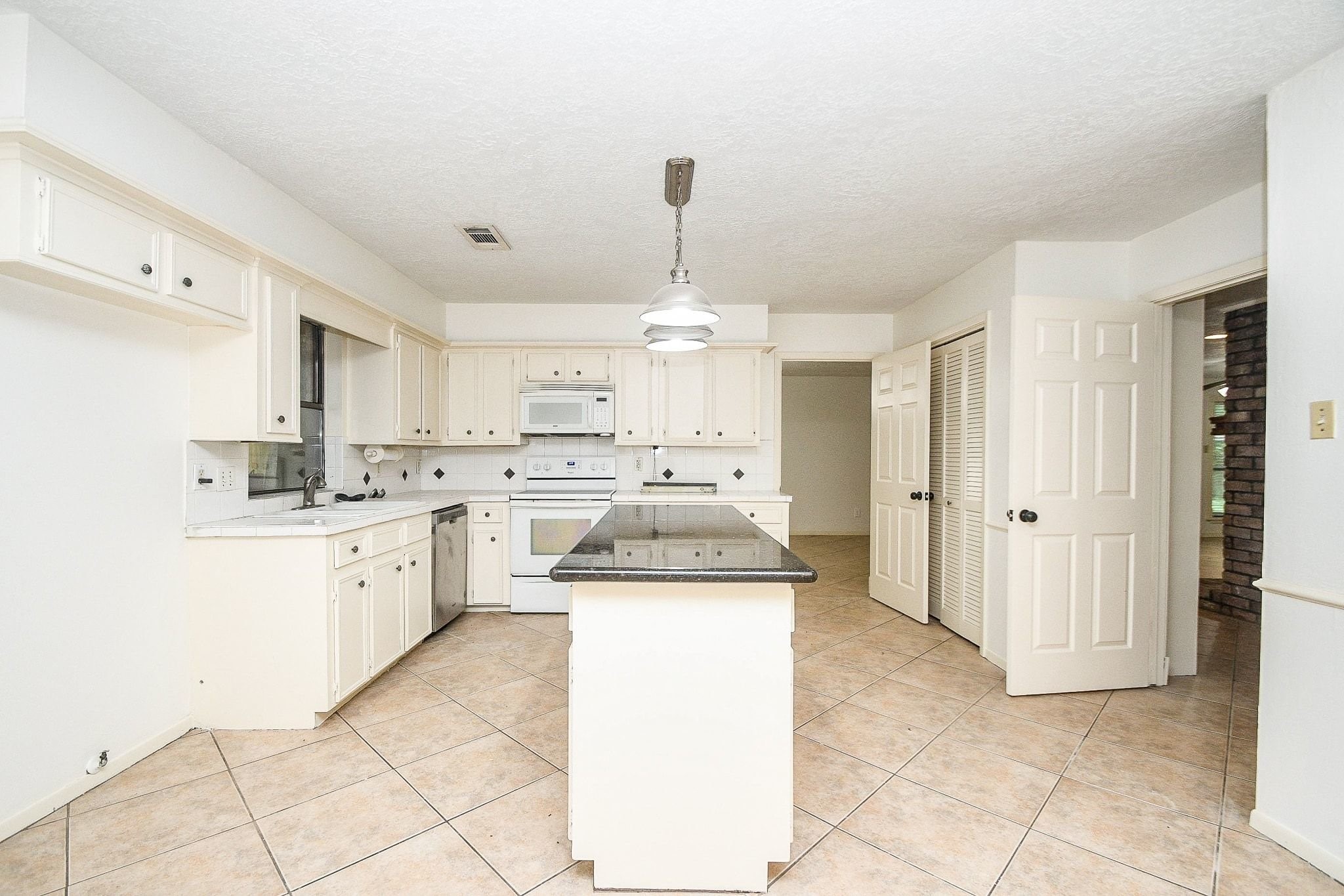 6702 Spring Leaf Drive, Spring, TX, 77379 | 28411307 | Realty Texas LLC