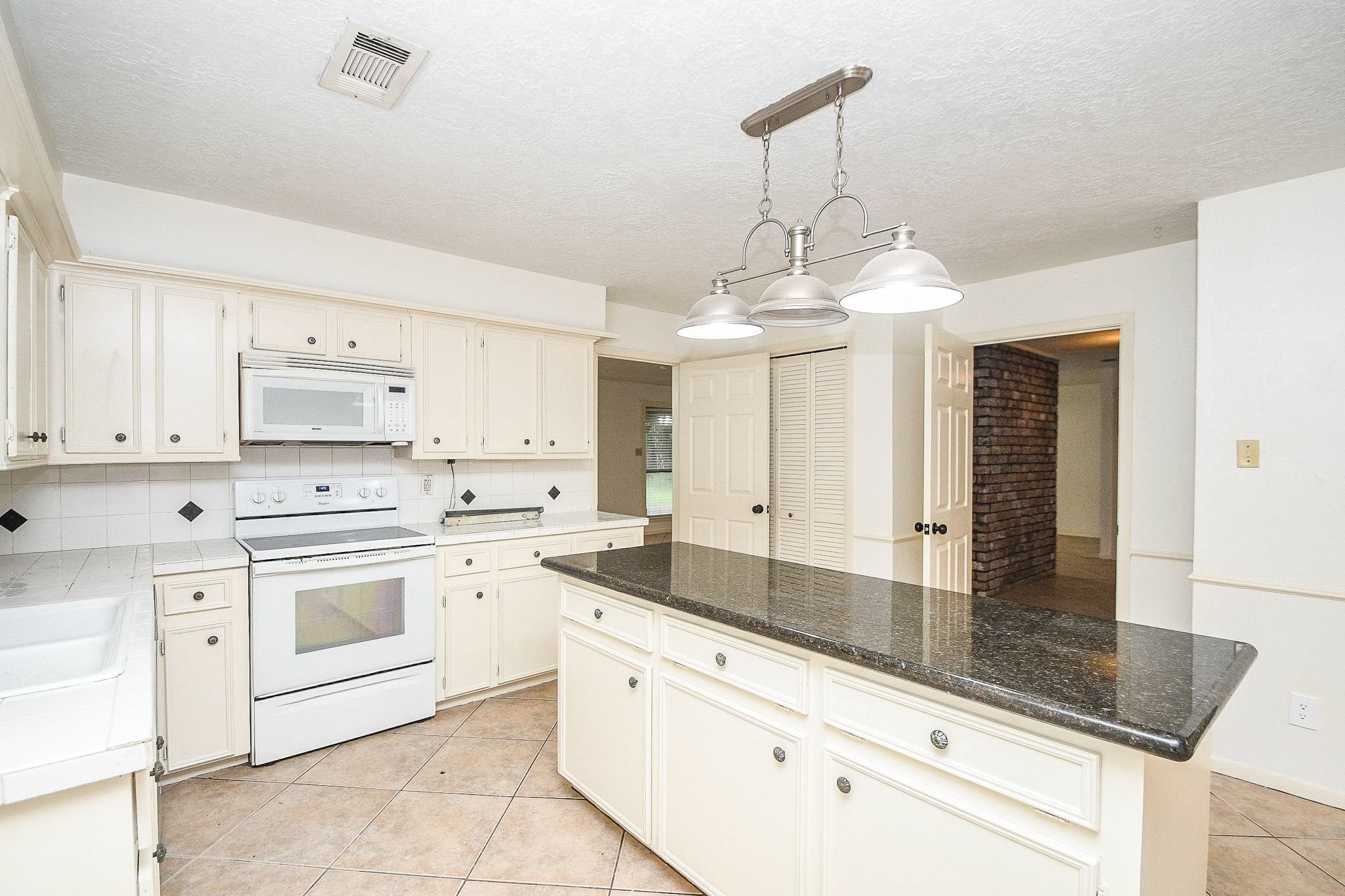 6702 Spring Leaf Drive, Spring, TX, 77379 | 28411307 | Realty Texas LLC
