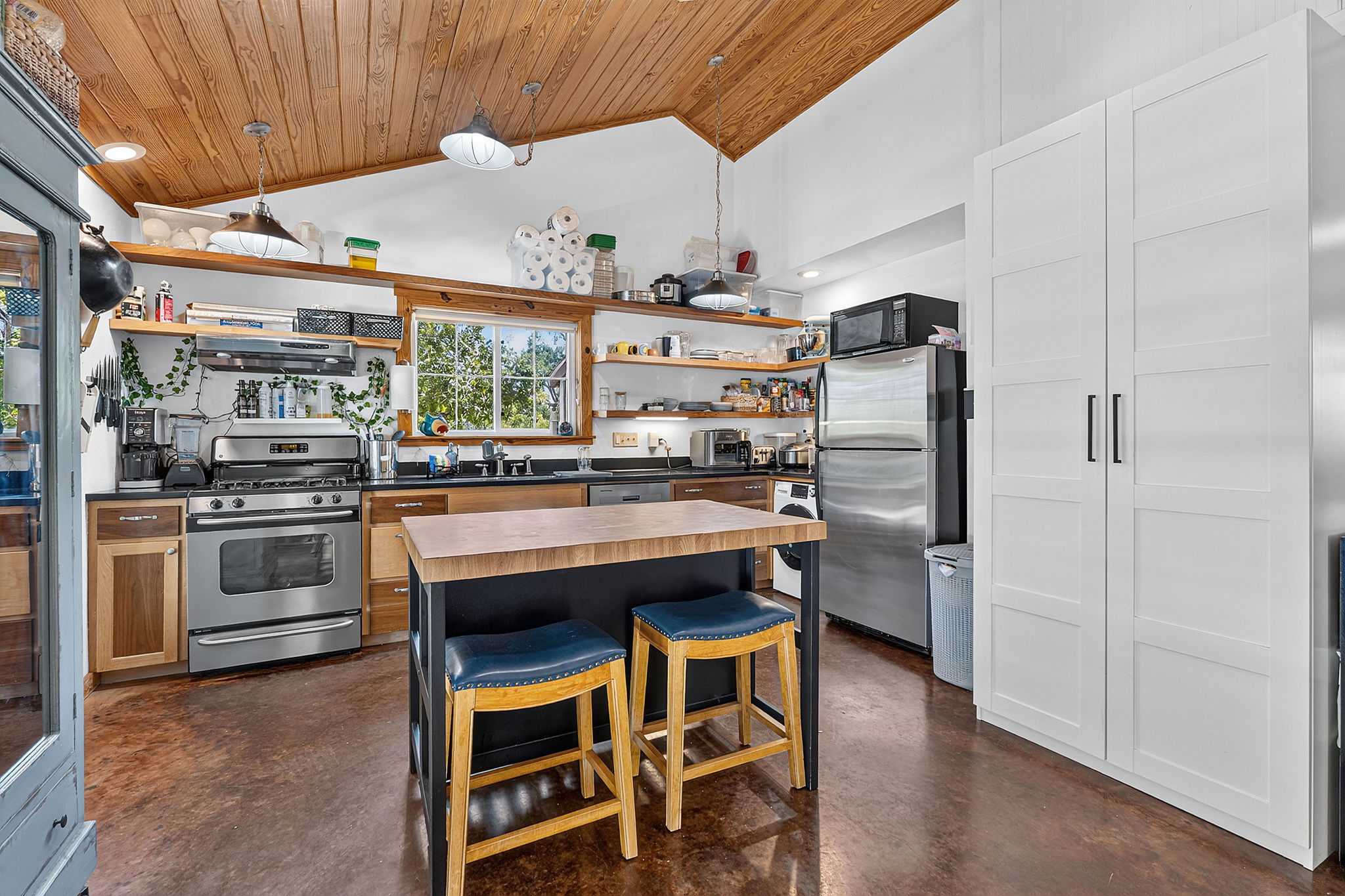 262 E Ridgewood RD, Georgetown, TX, 78633 | 1817685 | Realty Texas LLC