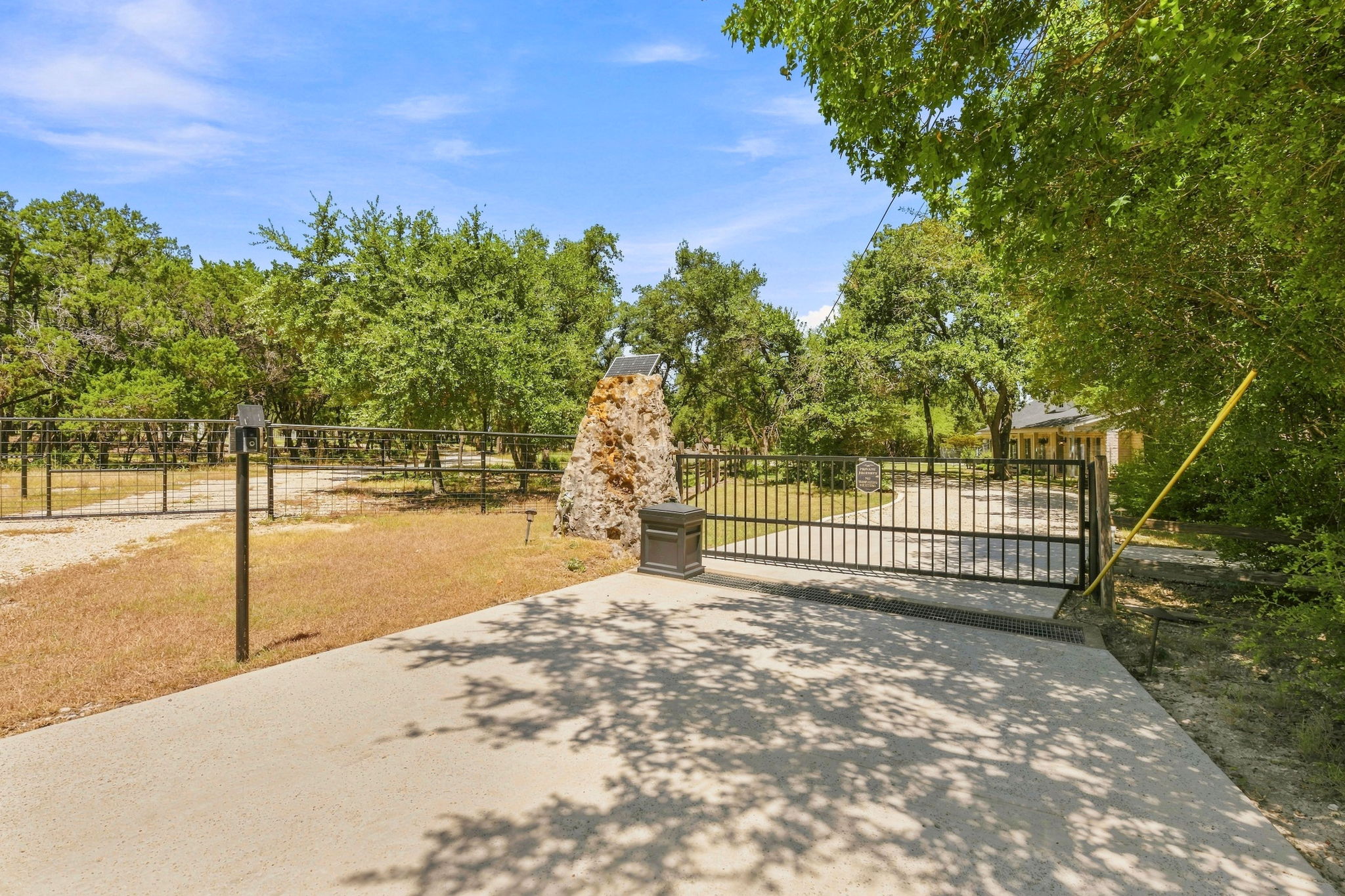 262 E Ridgewood RD, Georgetown, TX, 78633 | 1817685 | Realty Texas LLC