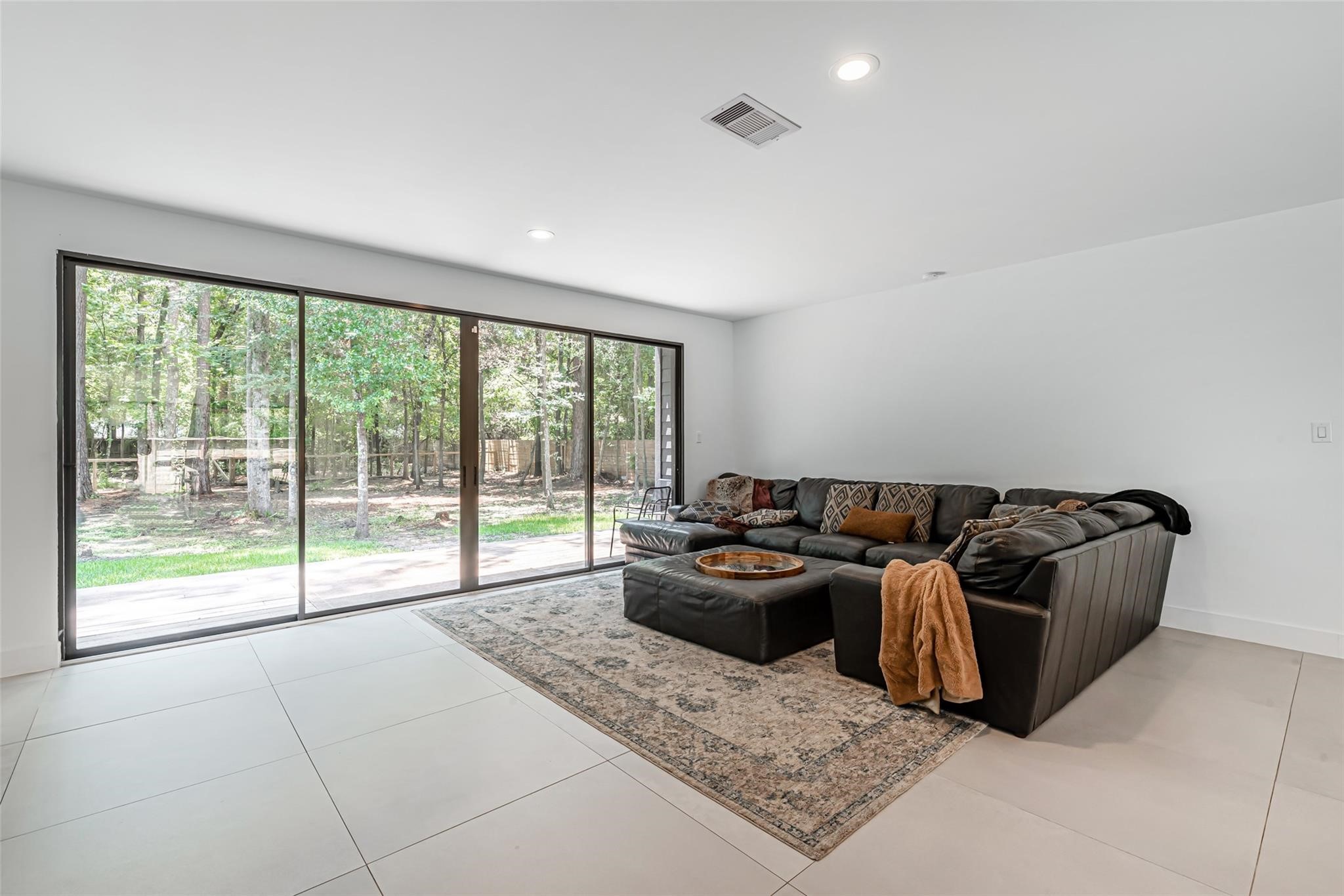 1601 Beech Drive, Conroe, TX, 77385 | 10083145 | Realty Texas LLC