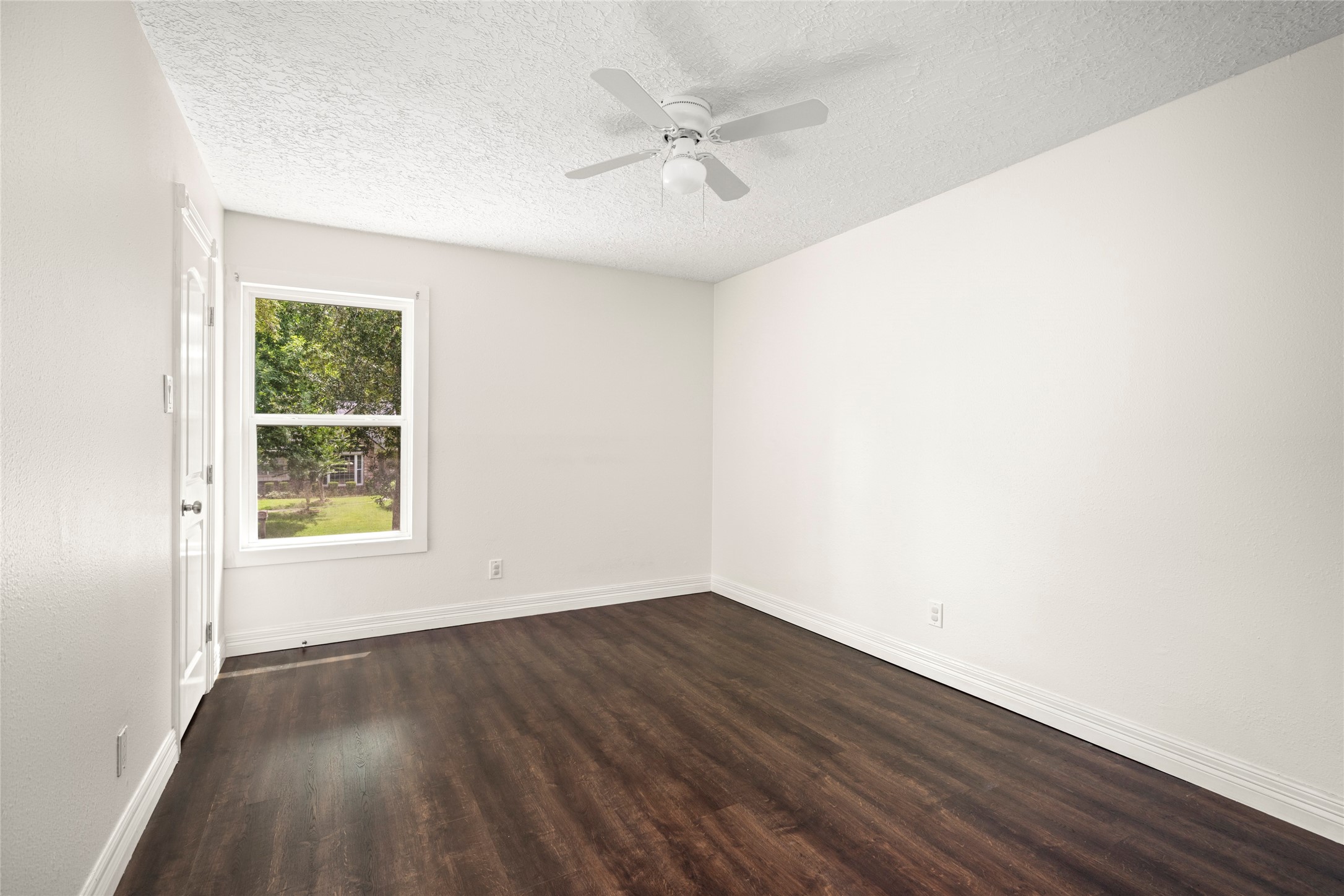 560 Landfall Lane, Conroe, TX, 77302 | 2778730 | Realty Texas LLC