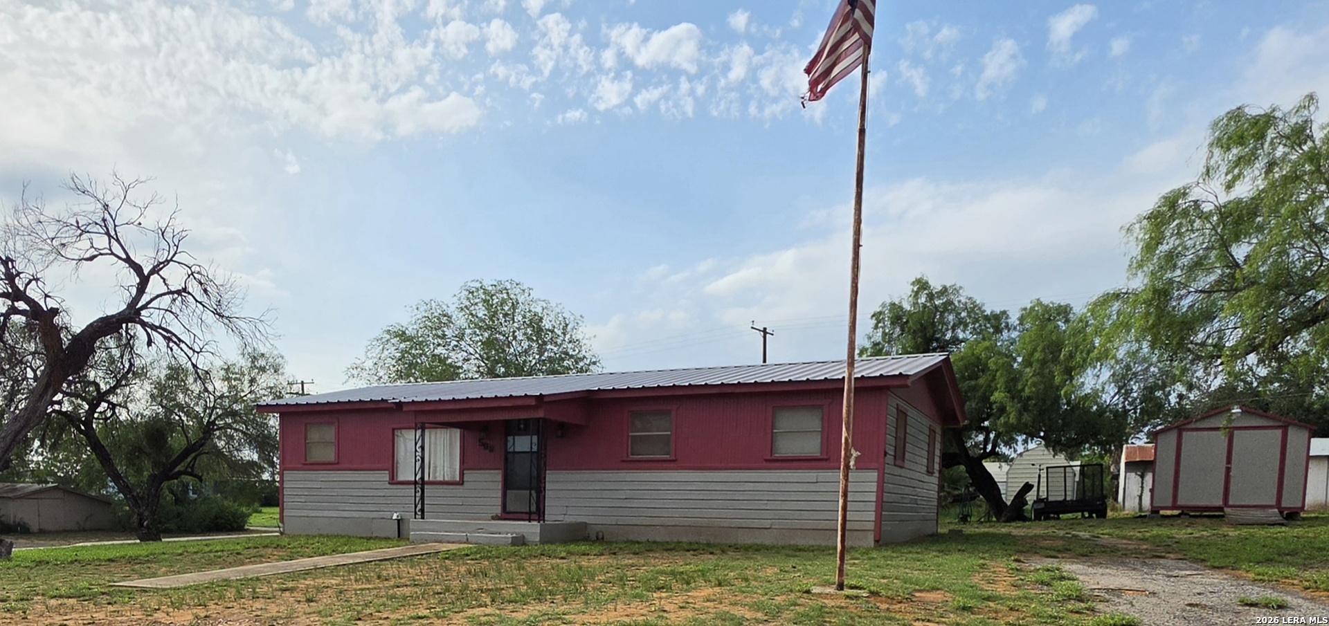 508 Nueces, Cotulla, TX, 78014 | 1967540 | Realty Texas LLC