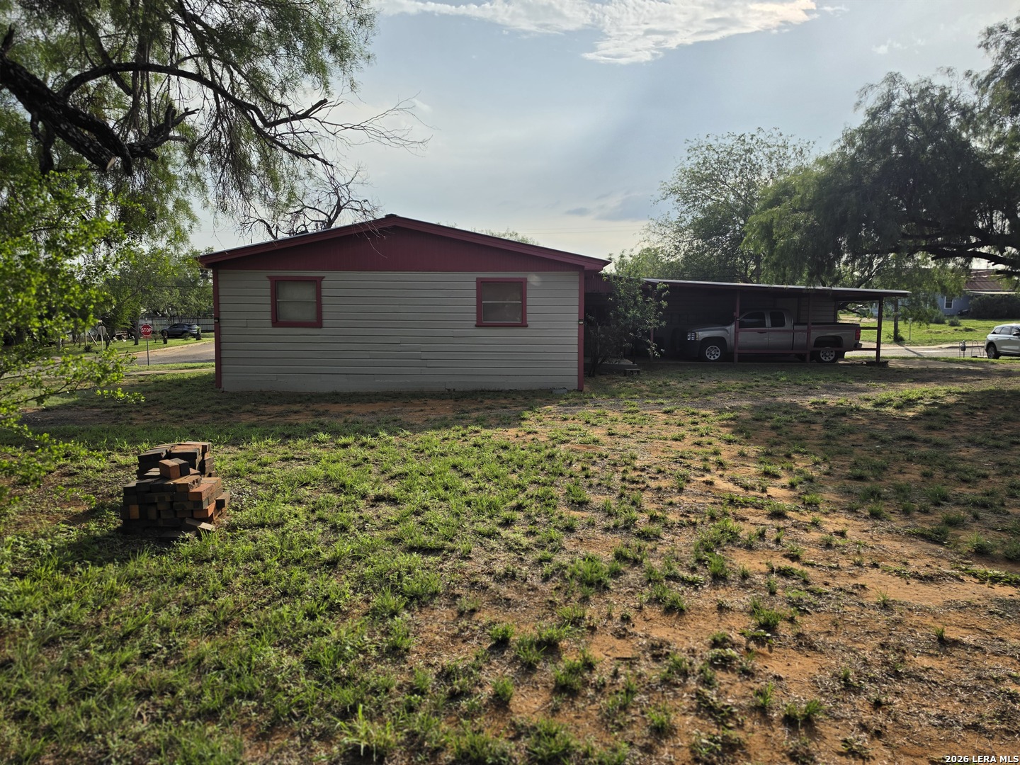 508 Nueces, Cotulla, TX, 78014 | 1967540 | Realty Texas LLC