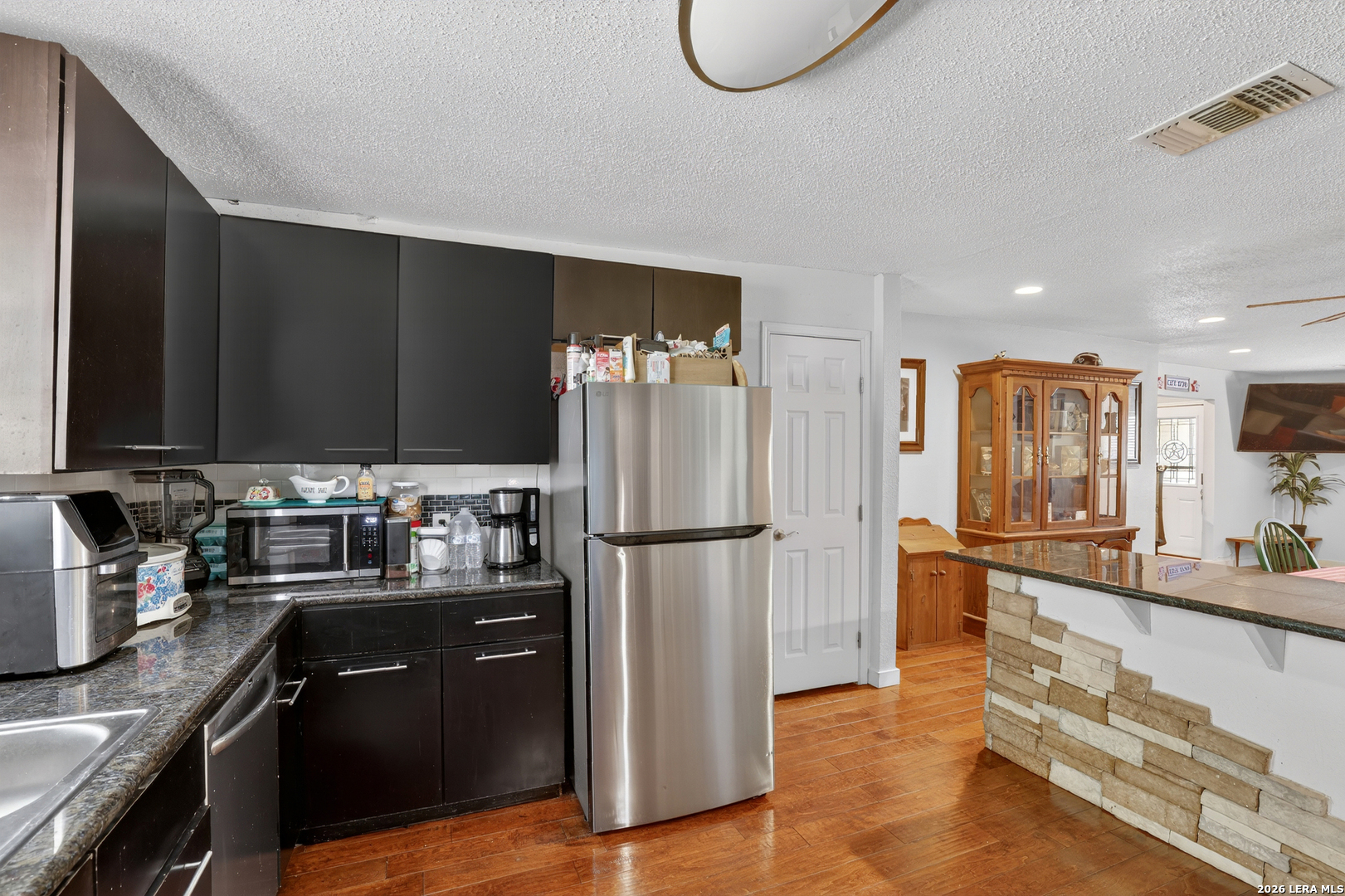 1011 E Hefferman, Beeville, TX, 78102 | 1967858 | Realty Texas LLC