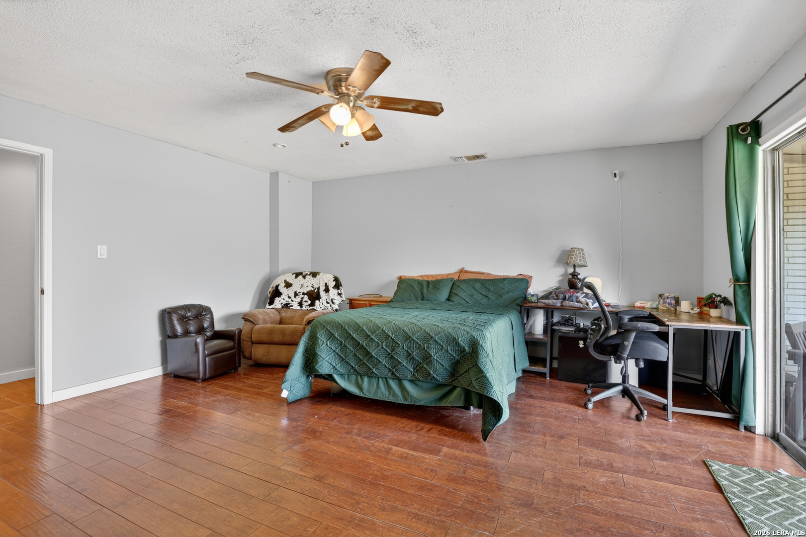 1011 E Hefferman, Beeville, TX, 78102 | 1967858 | Realty Texas LLC