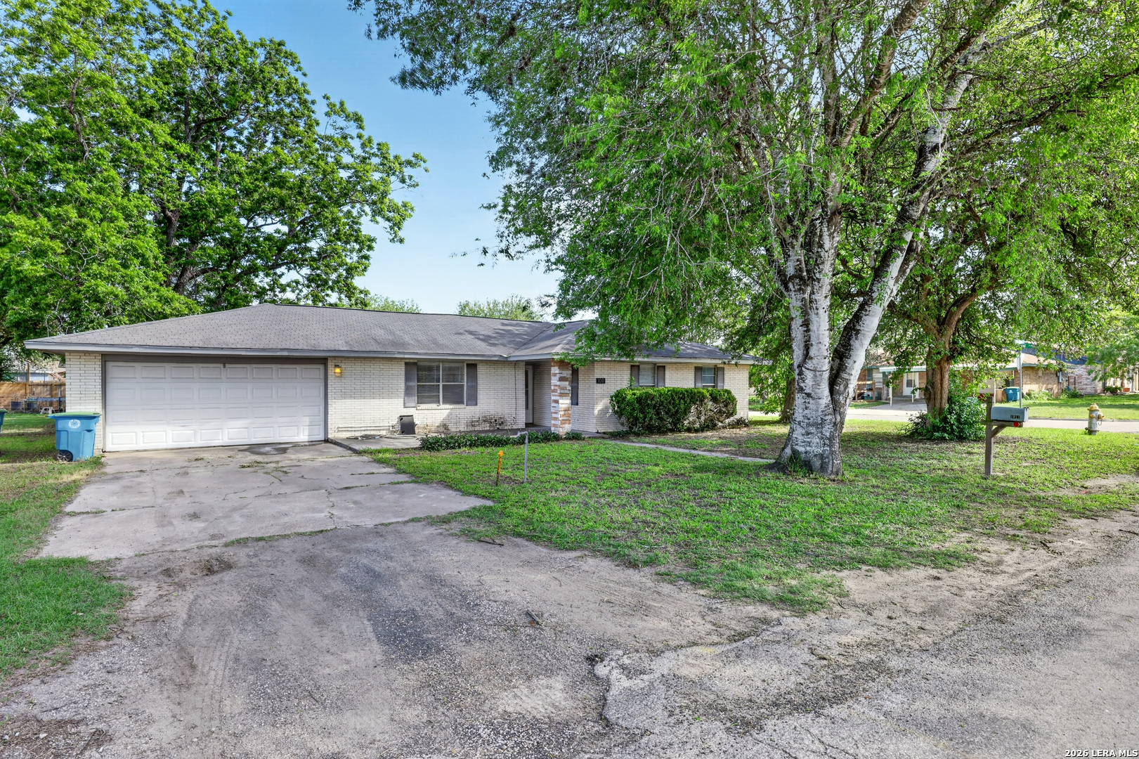 1011 E Hefferman, Beeville, TX, 78102 | 1967858 | Realty Texas LLC