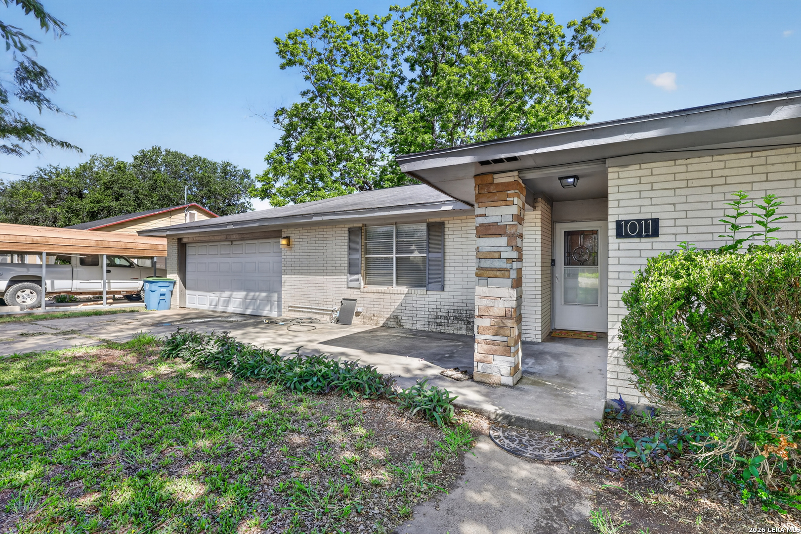 1011 E Hefferman, Beeville, TX, 78102 | 1967858 | Realty Texas LLC