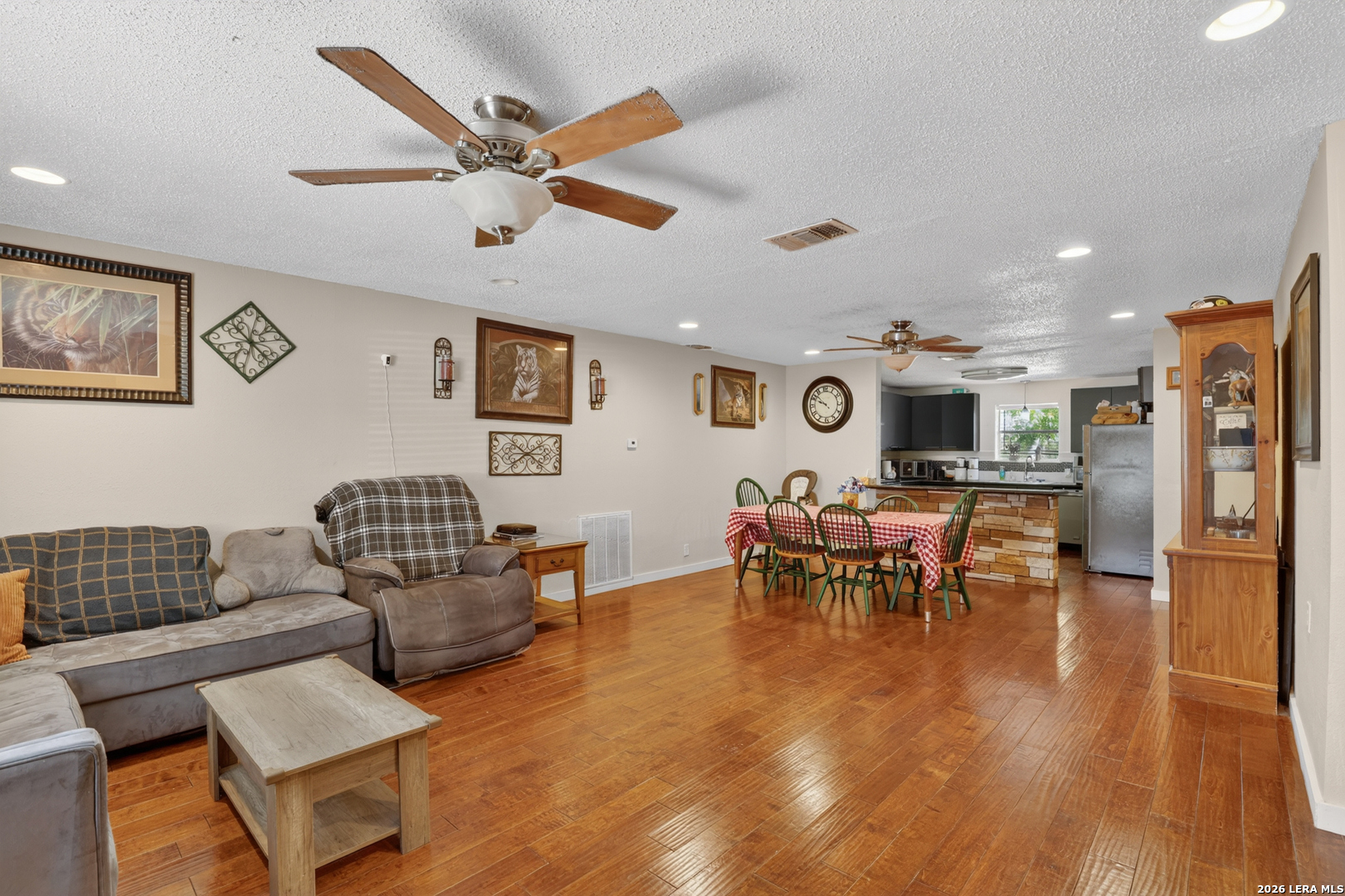 1011 E Hefferman, Beeville, TX, 78102 | 1967858 | Realty Texas LLC