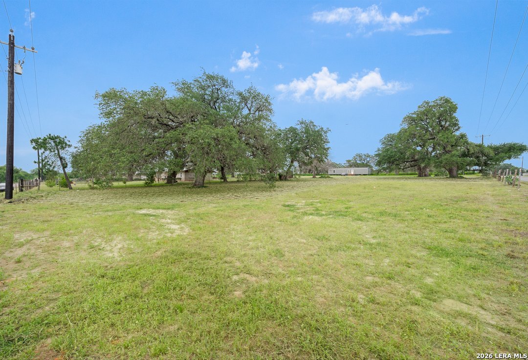 1081 County Road 773, Devine, TX, 78016 | 1968795 | Realty Texas LLC