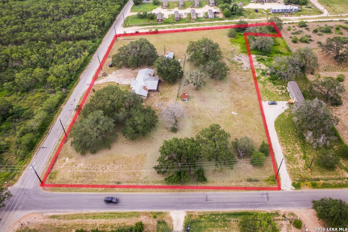 1081 County Road 773, Devine, TX, 78016 | 1968795 | Realty Texas LLC