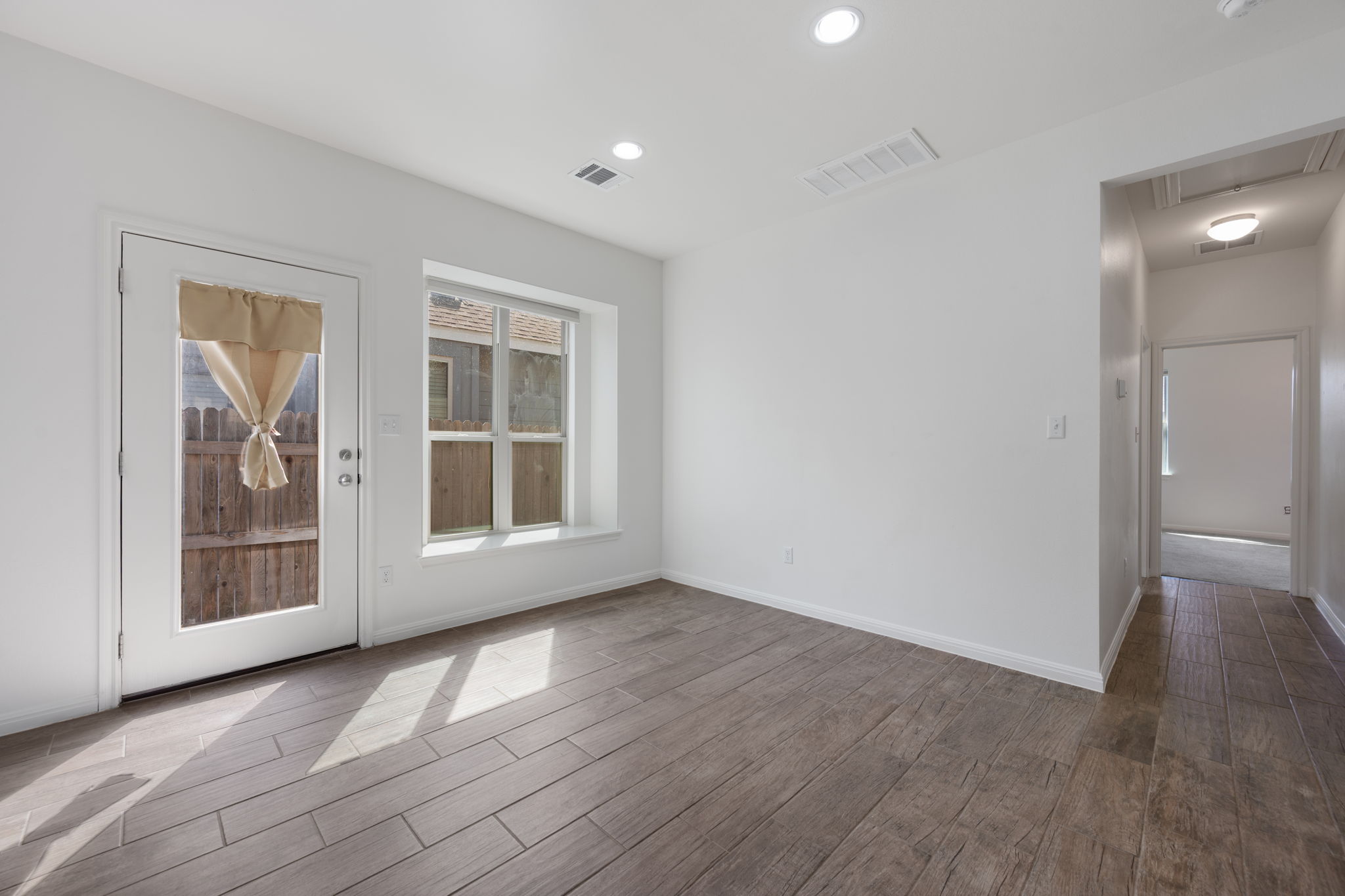 2805 Seneca PATH 31, Leander, TX, 78641 | 5734237 | Realty Texas LLC